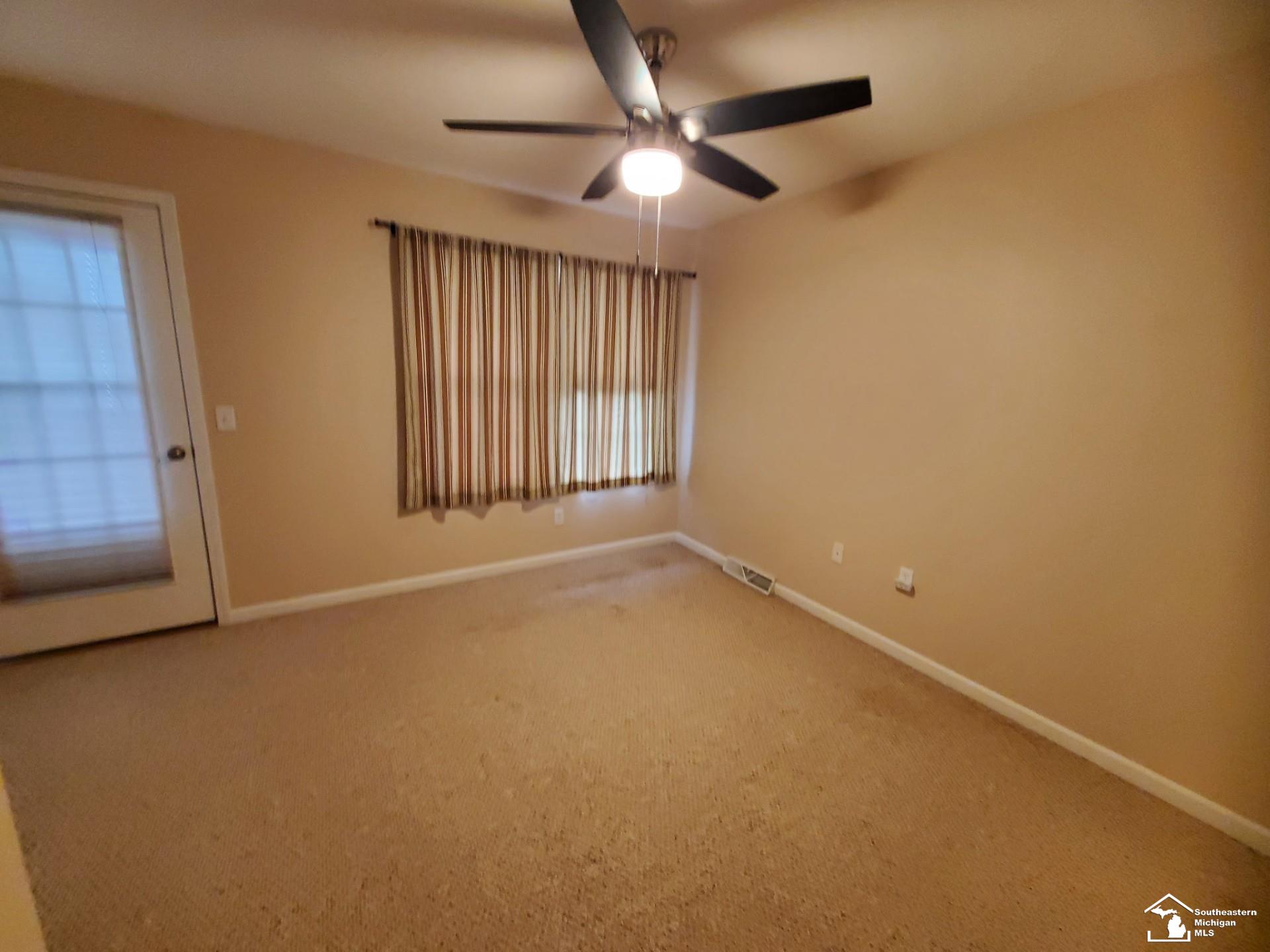 507 Mackinaw Trail, Luna Pier, MI, 48157