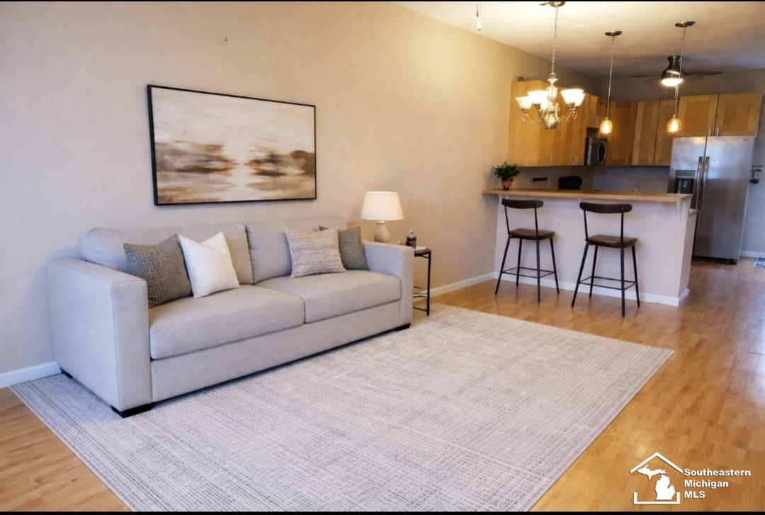 507 Mackinaw Trail, Luna Pier, MI, 48157