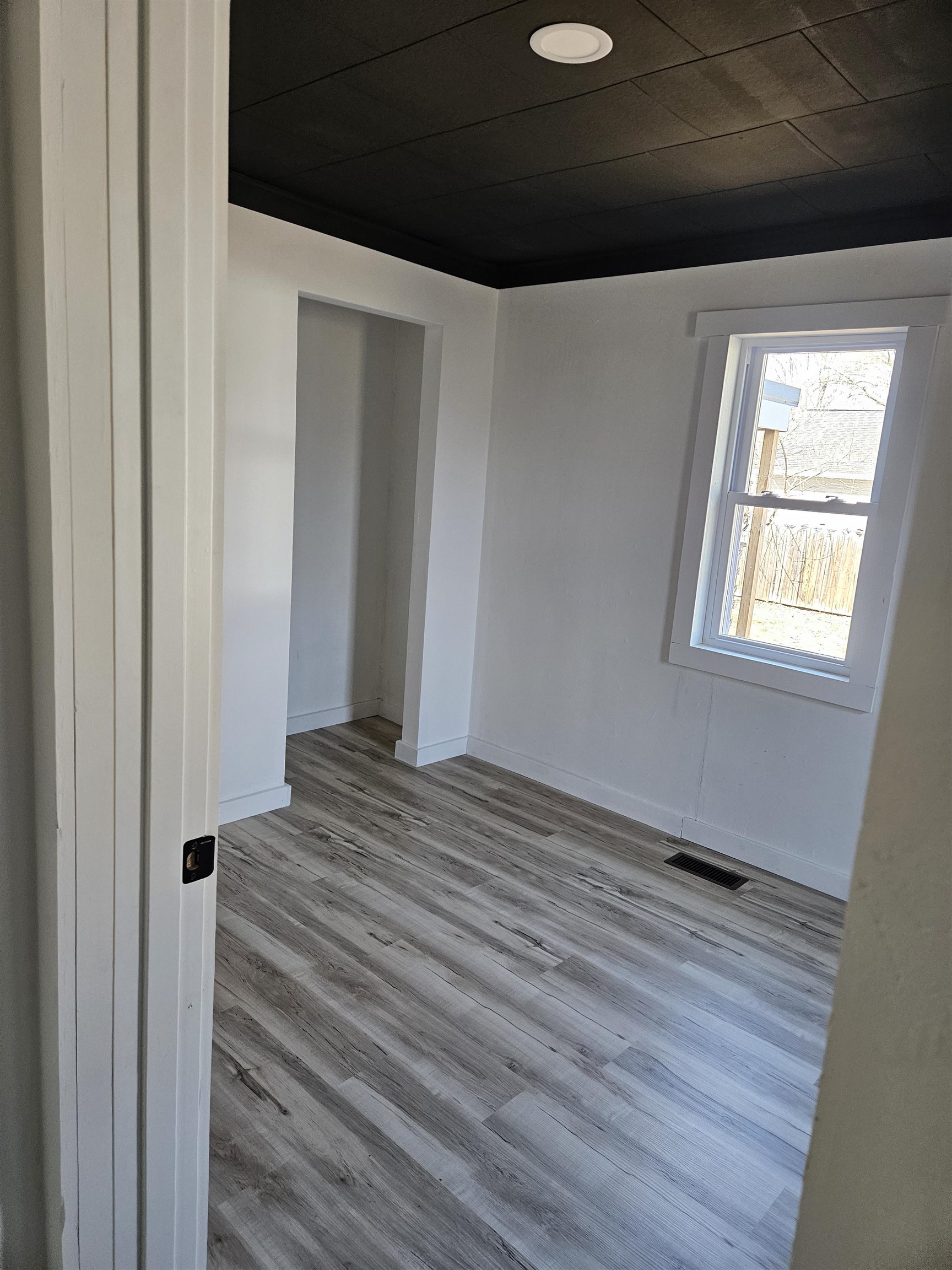 625 Cunningham Street, Clare, MI, 48617