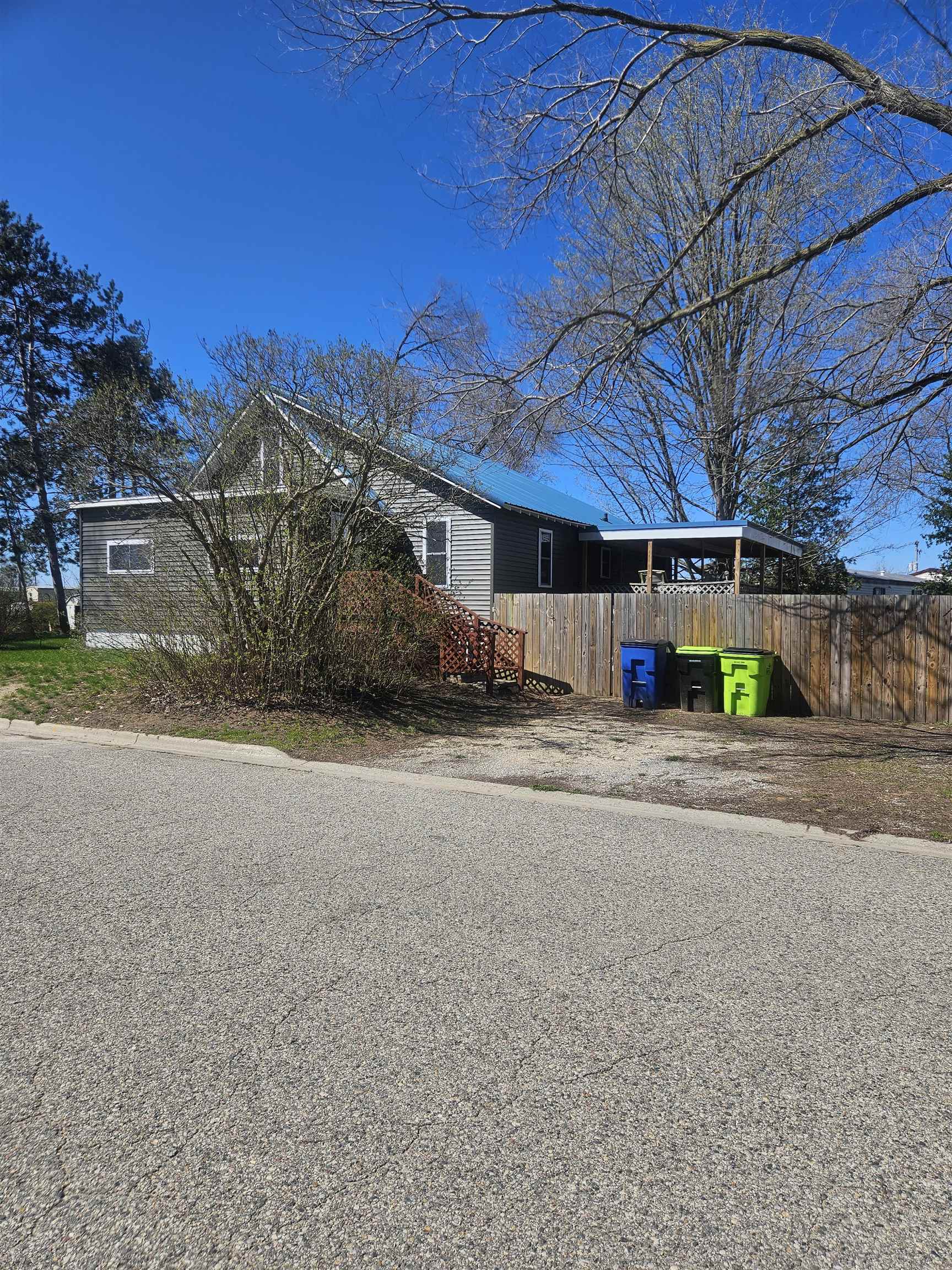 625 Cunningham Street, Clare, MI, 48617