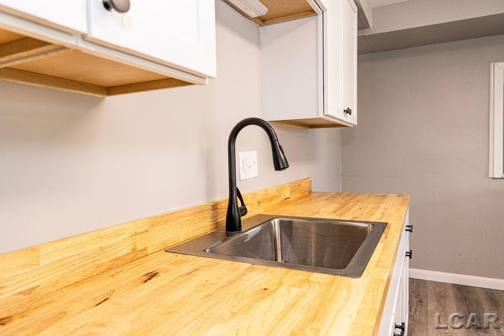 2369 Linden Court, Adrian, MI, 49221