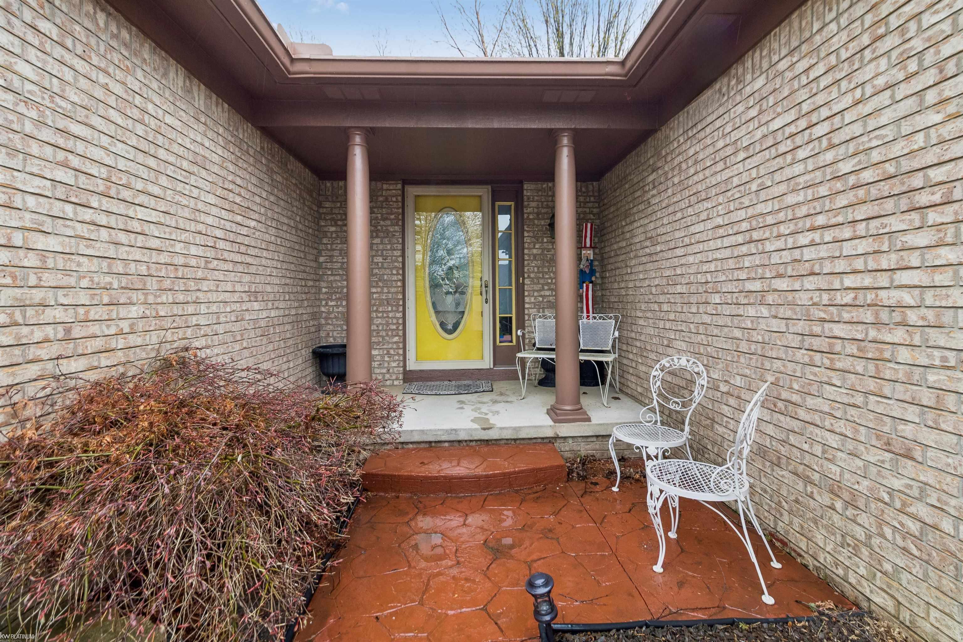 22480 Clearwater Drive, Macomb, MI, 48044