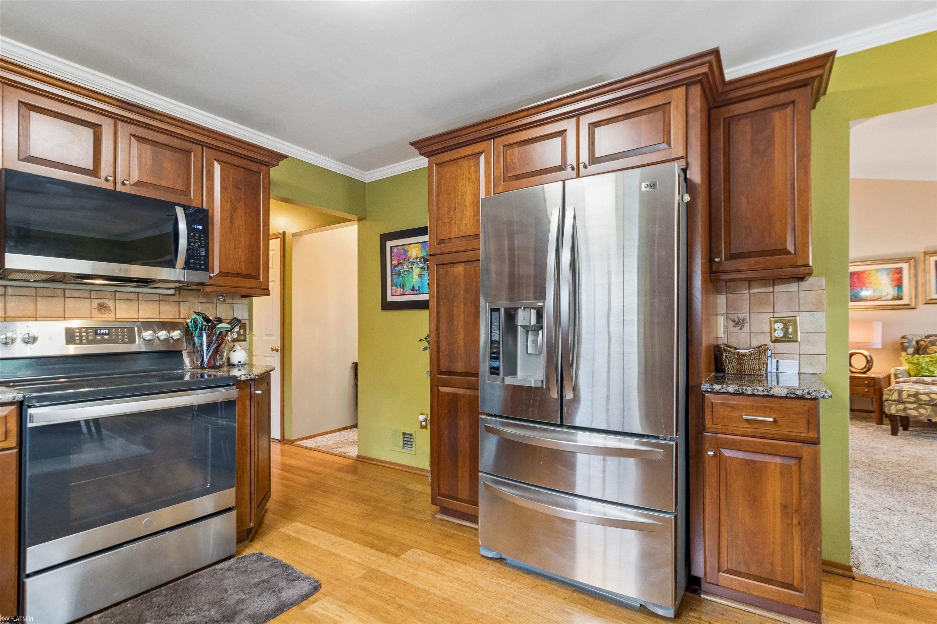 22480 Clearwater Drive, Macomb, MI, 48044