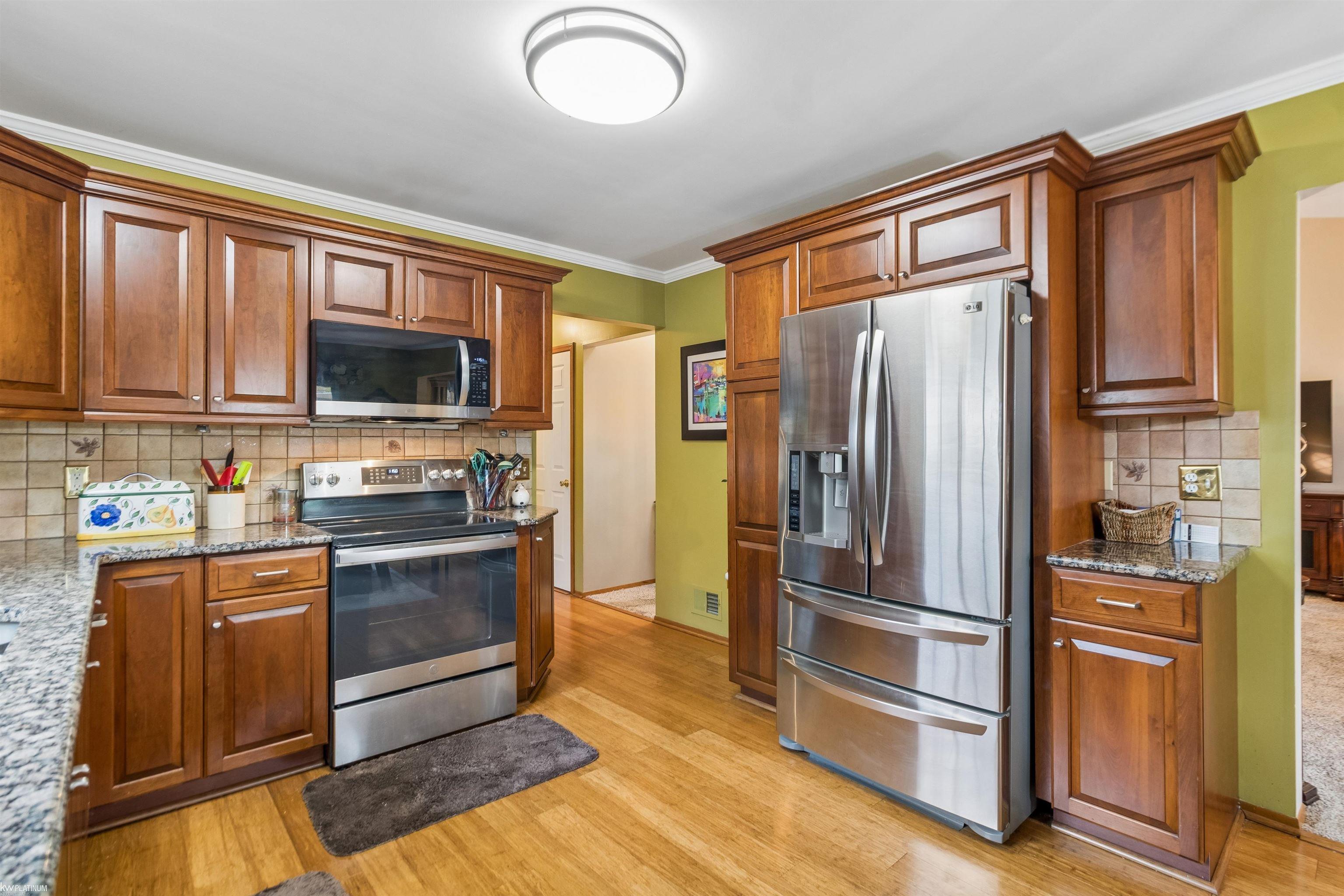 22480 Clearwater Drive, Macomb, MI, 48044