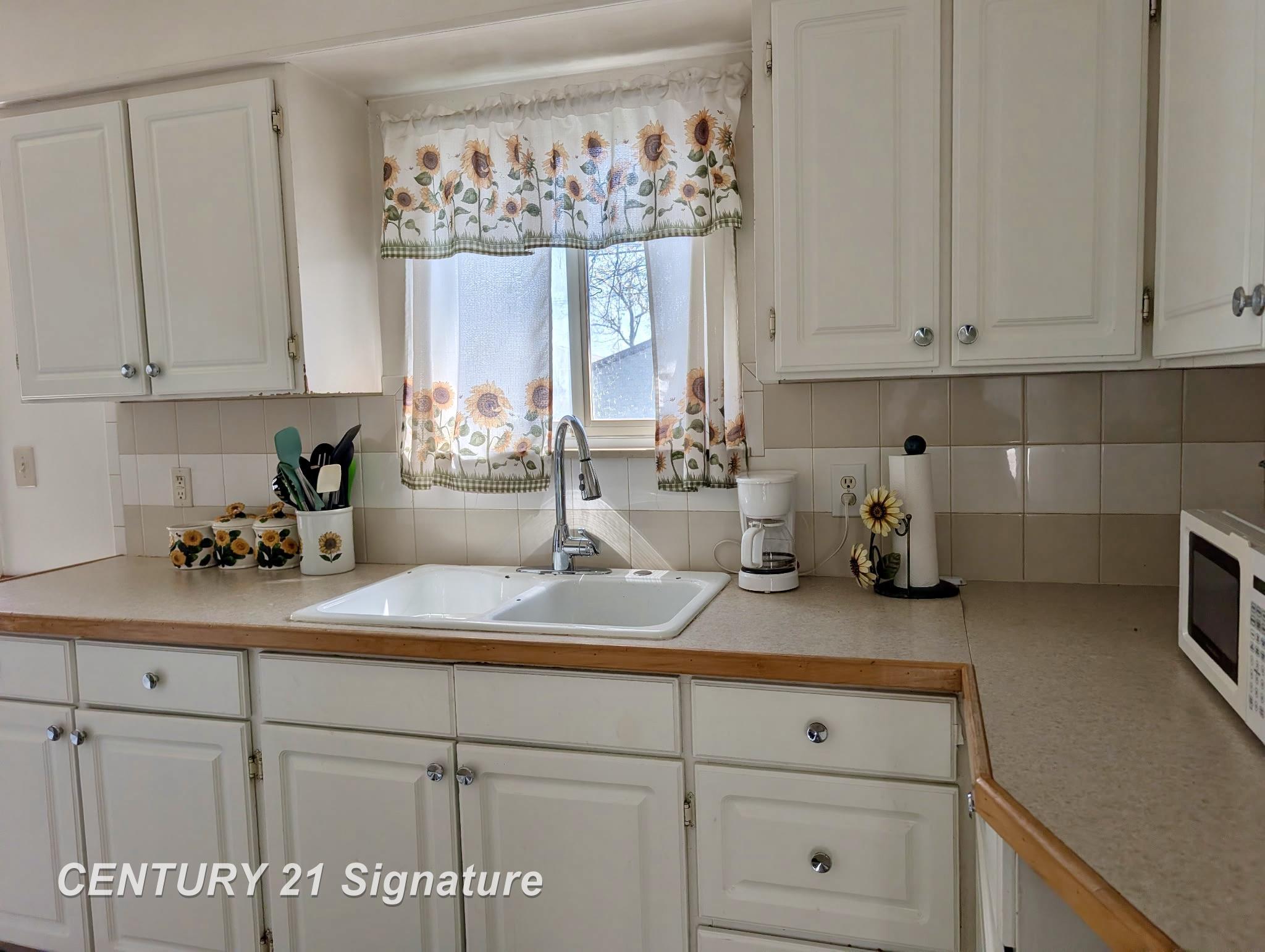 905 Fleetwood Drive, Saginaw, MI, 48604