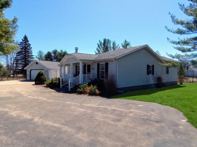 5402 Lexington Avenue, Gladwin, MI, 48624