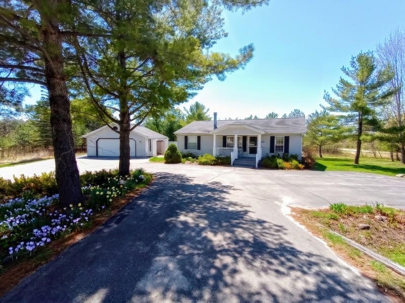 5402 Lexington Avenue, Gladwin, MI, 48624