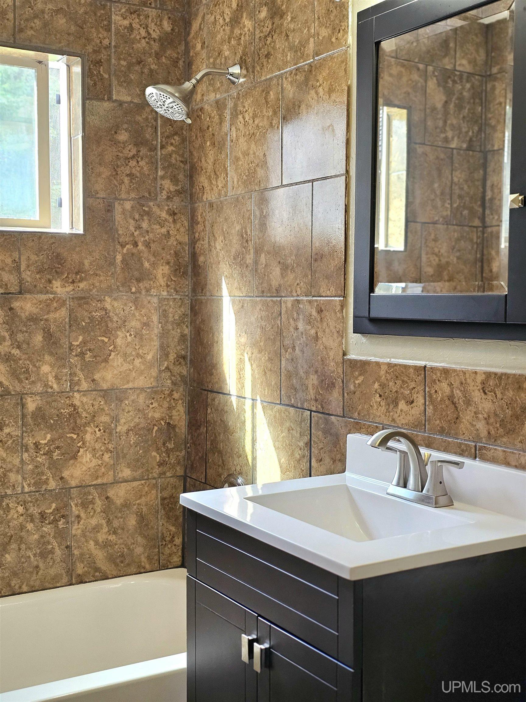 803 Manistique Avenue, Manistique, MI, 49854