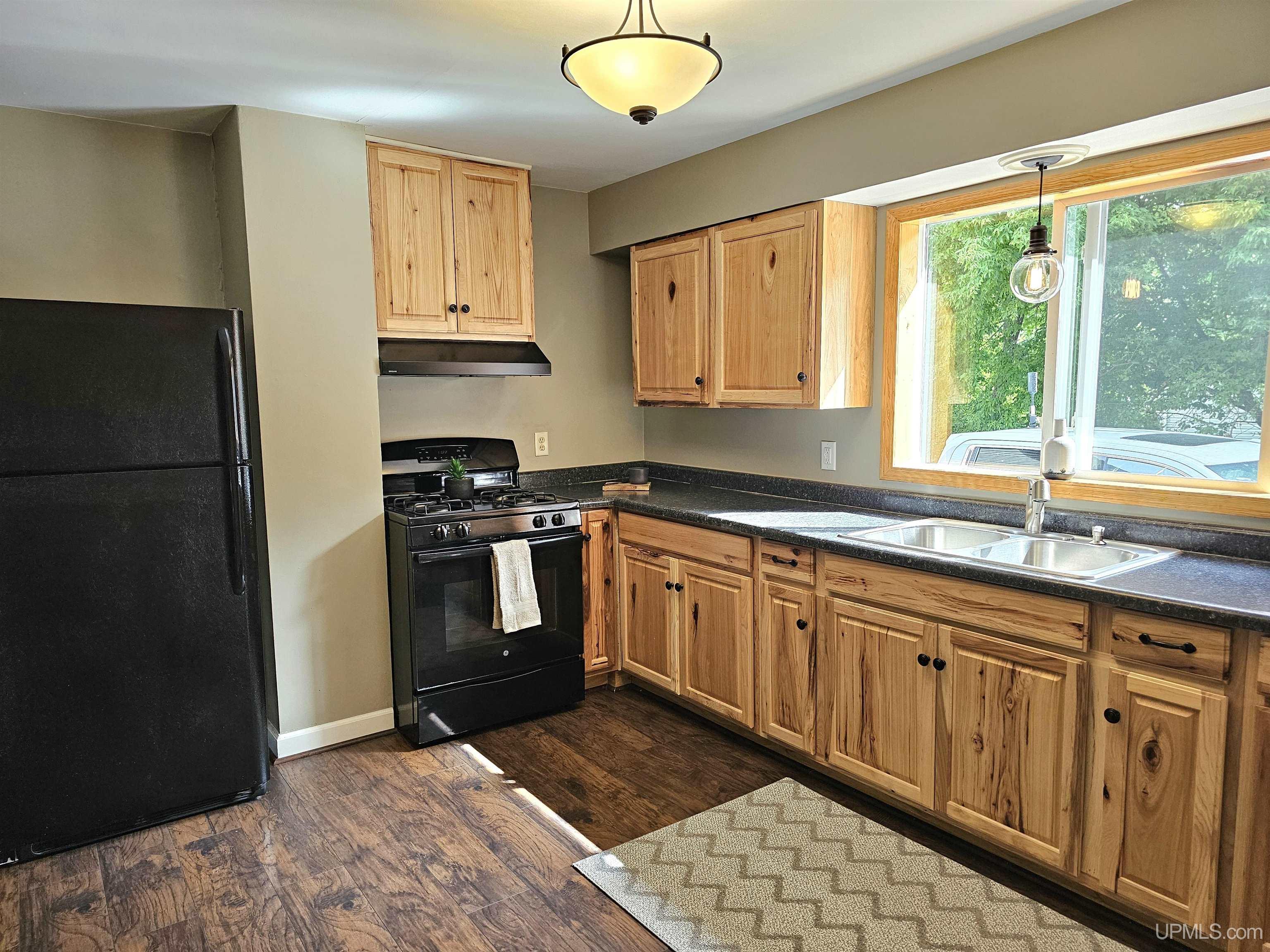 803 Manistique Avenue, Manistique, MI, 49854