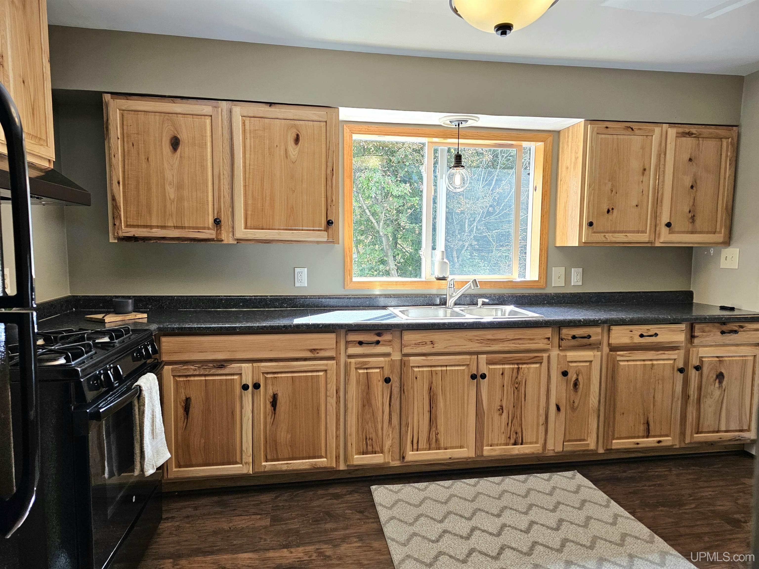 803 Manistique Avenue, Manistique, MI, 49854