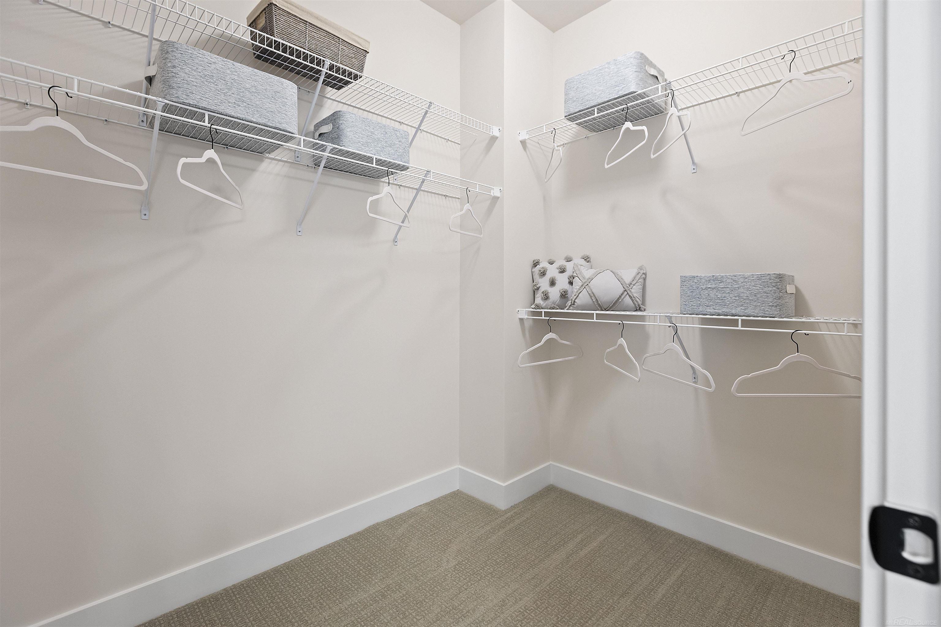 3947 Chatham Place UNIT&nbsp;107, Brighton, MI, 48114