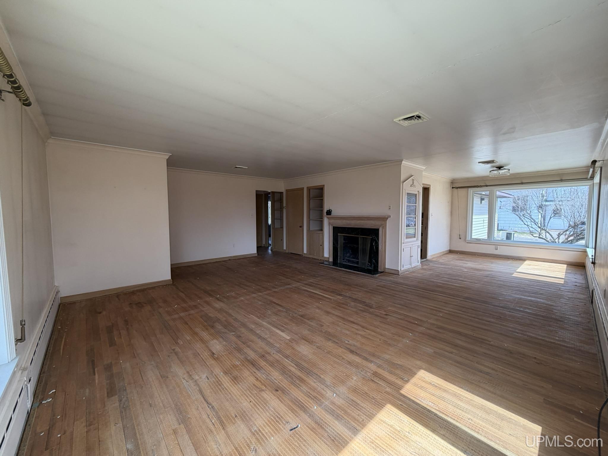 811 W Brown Street, Iron Mountain, MI, 49801