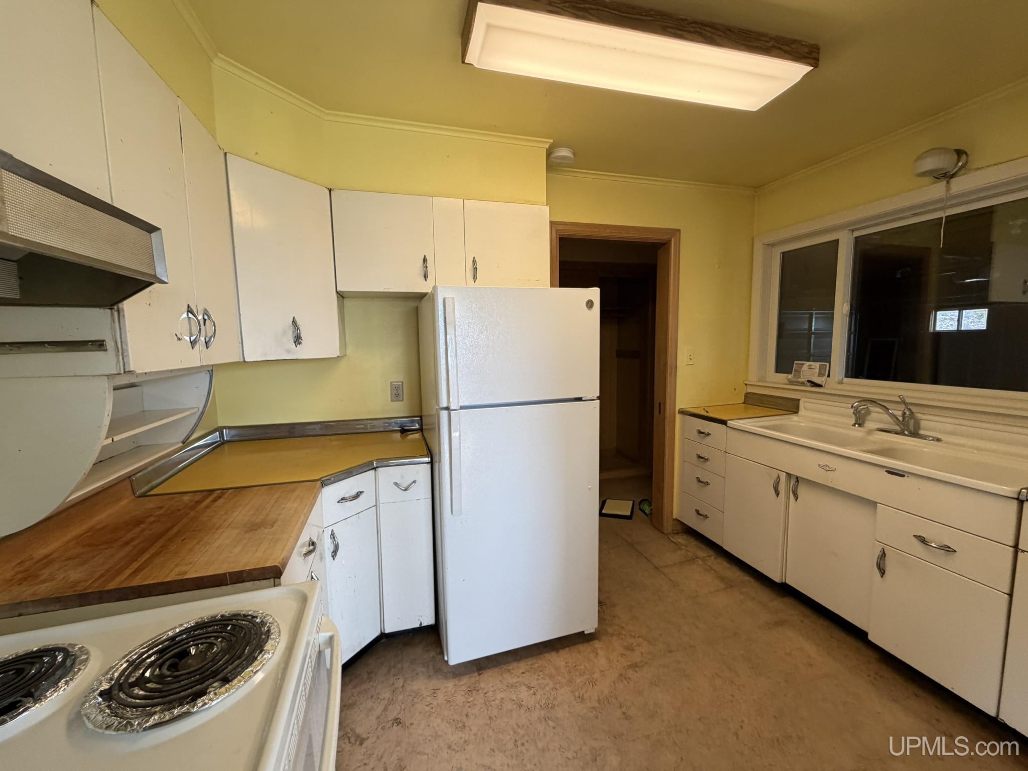 811 W Brown Street, Iron Mountain, MI, 49801