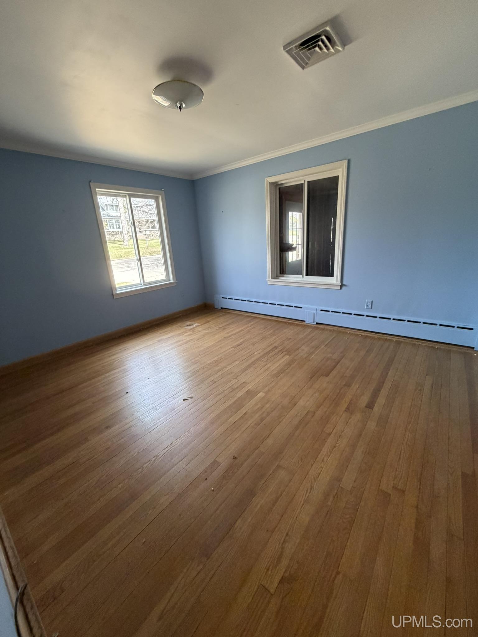 811 W Brown Street, Iron Mountain, MI, 49801