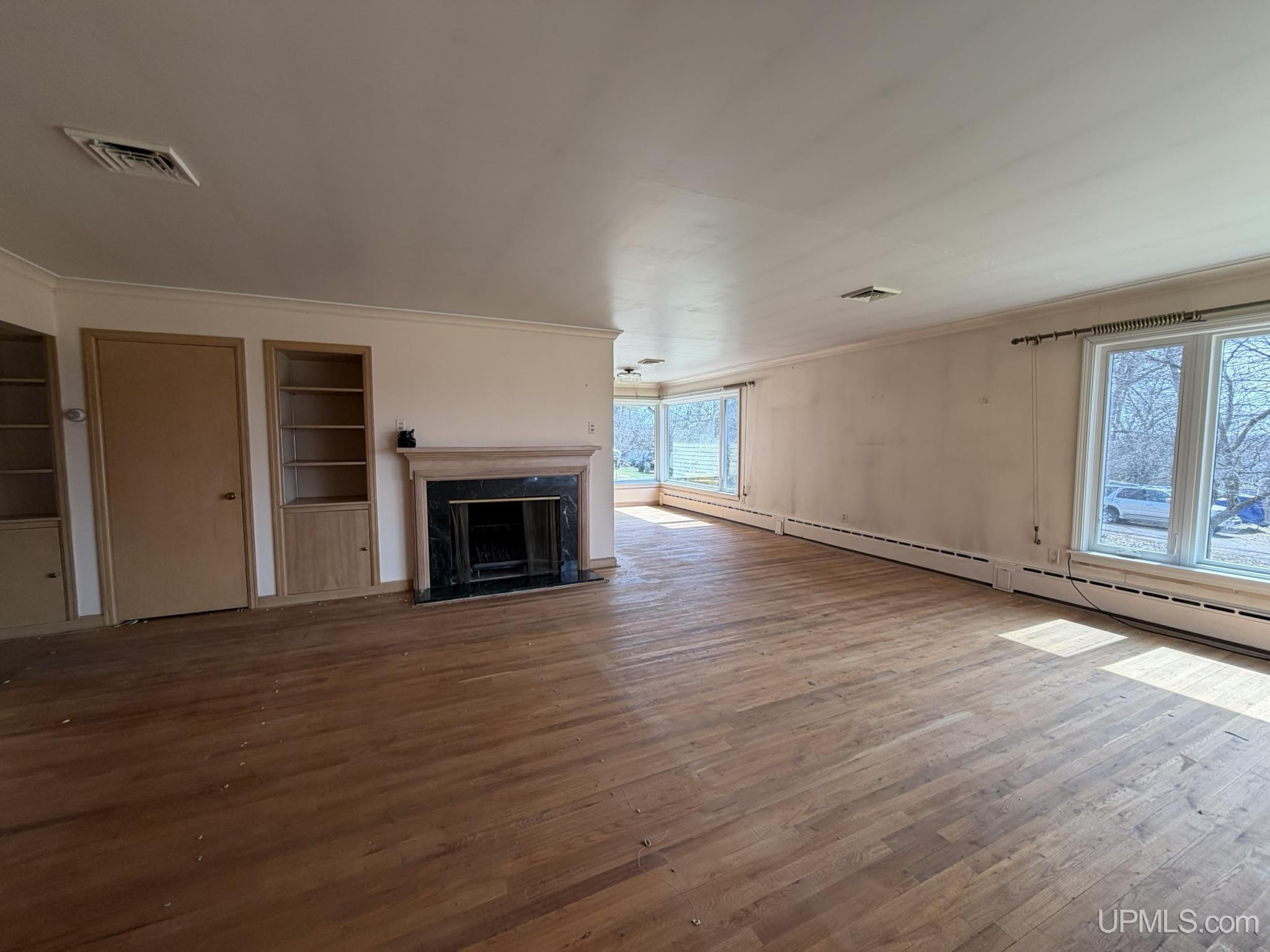 811 W Brown Street, Iron Mountain, MI, 49801