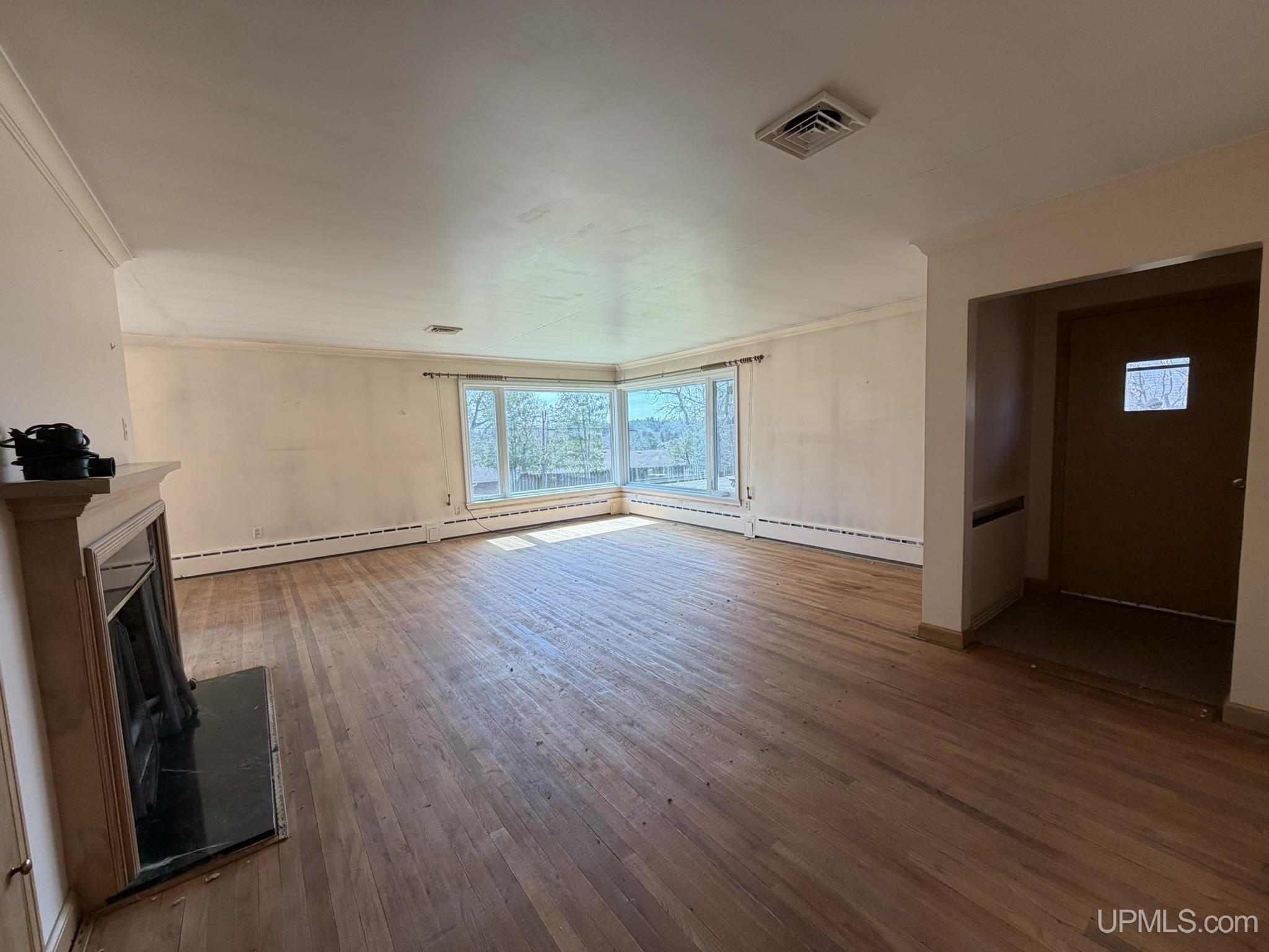 811 W Brown Street, Iron Mountain, MI, 49801