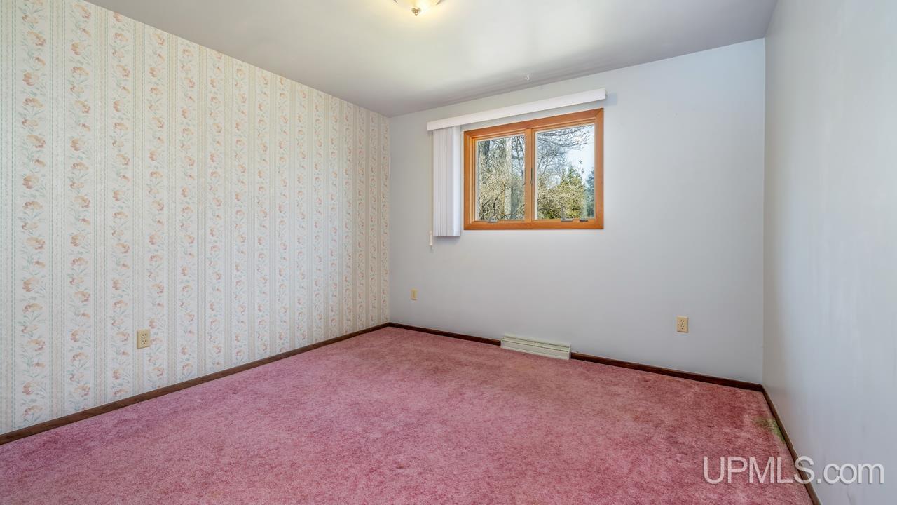 7405 Sunset S.75 Lane, Rapid River, MI, 49878