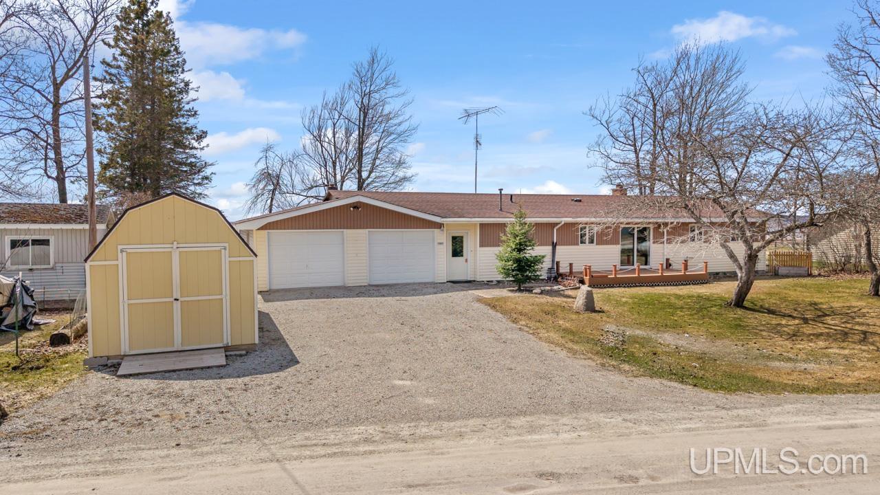 7405 Sunset S.75 Lane, Rapid River, MI, 49878