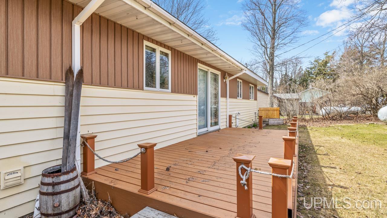 7405 Sunset S.75 Lane, Rapid River, MI, 49878