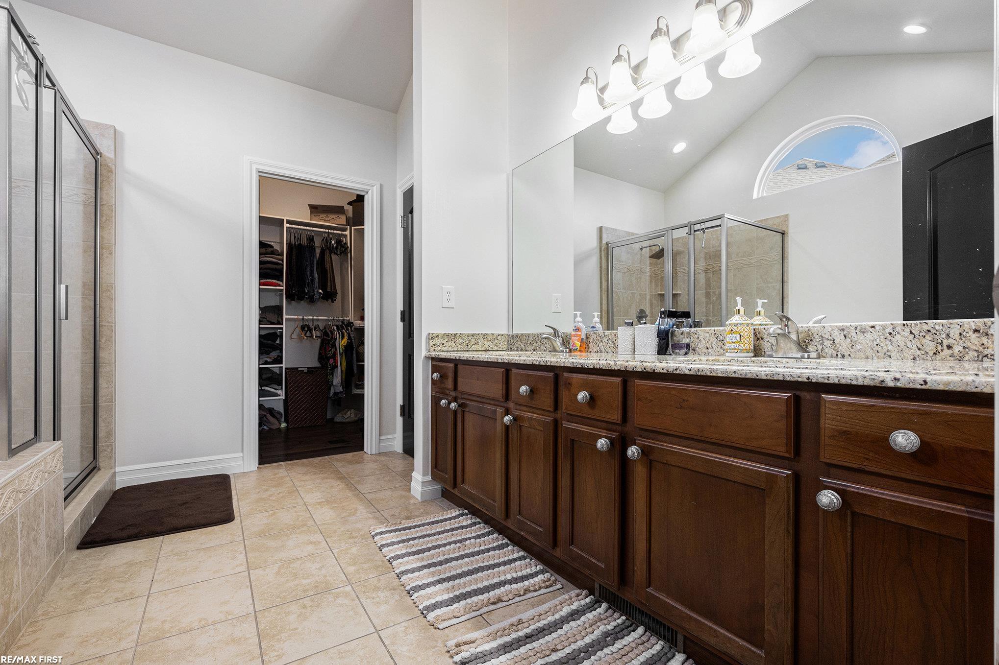 21114 Lilac Lane, Clinton Township, MI, 48036-5012