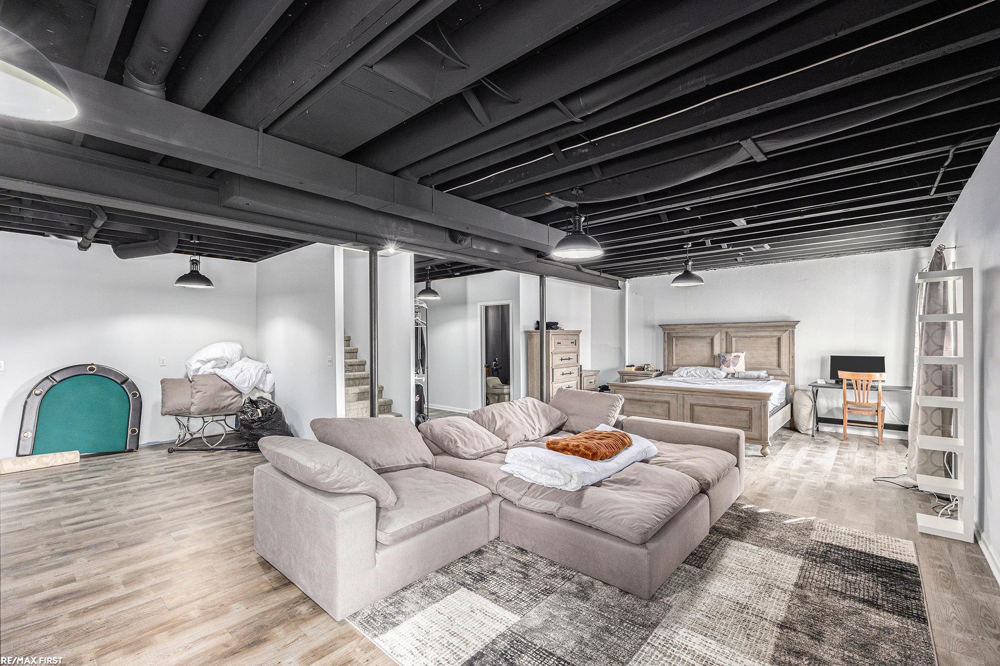 21114 Lilac Lane, Clinton Township, MI, 48036-5012