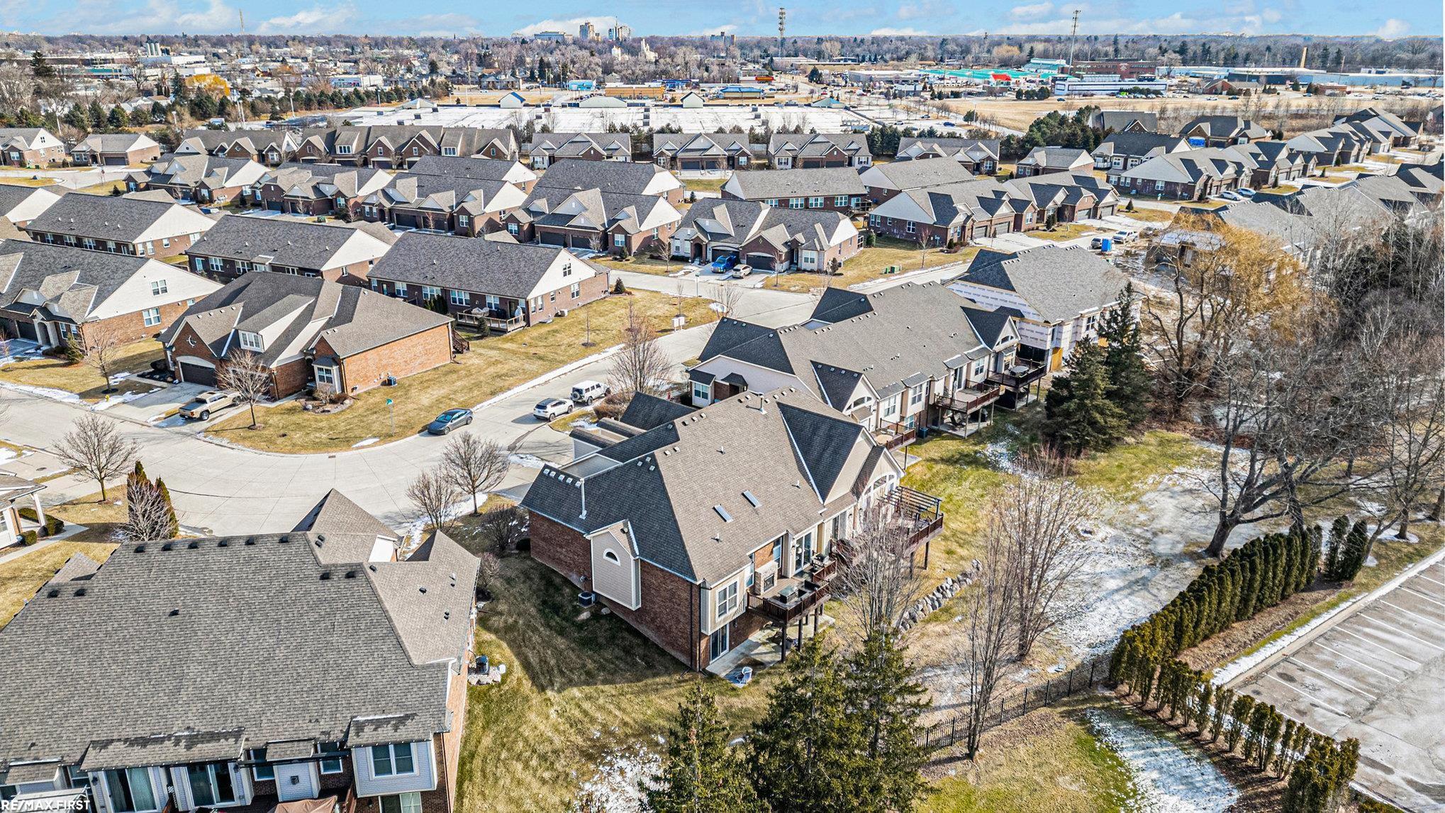 21114 Lilac Lane, Clinton Township, MI, 48036-5012