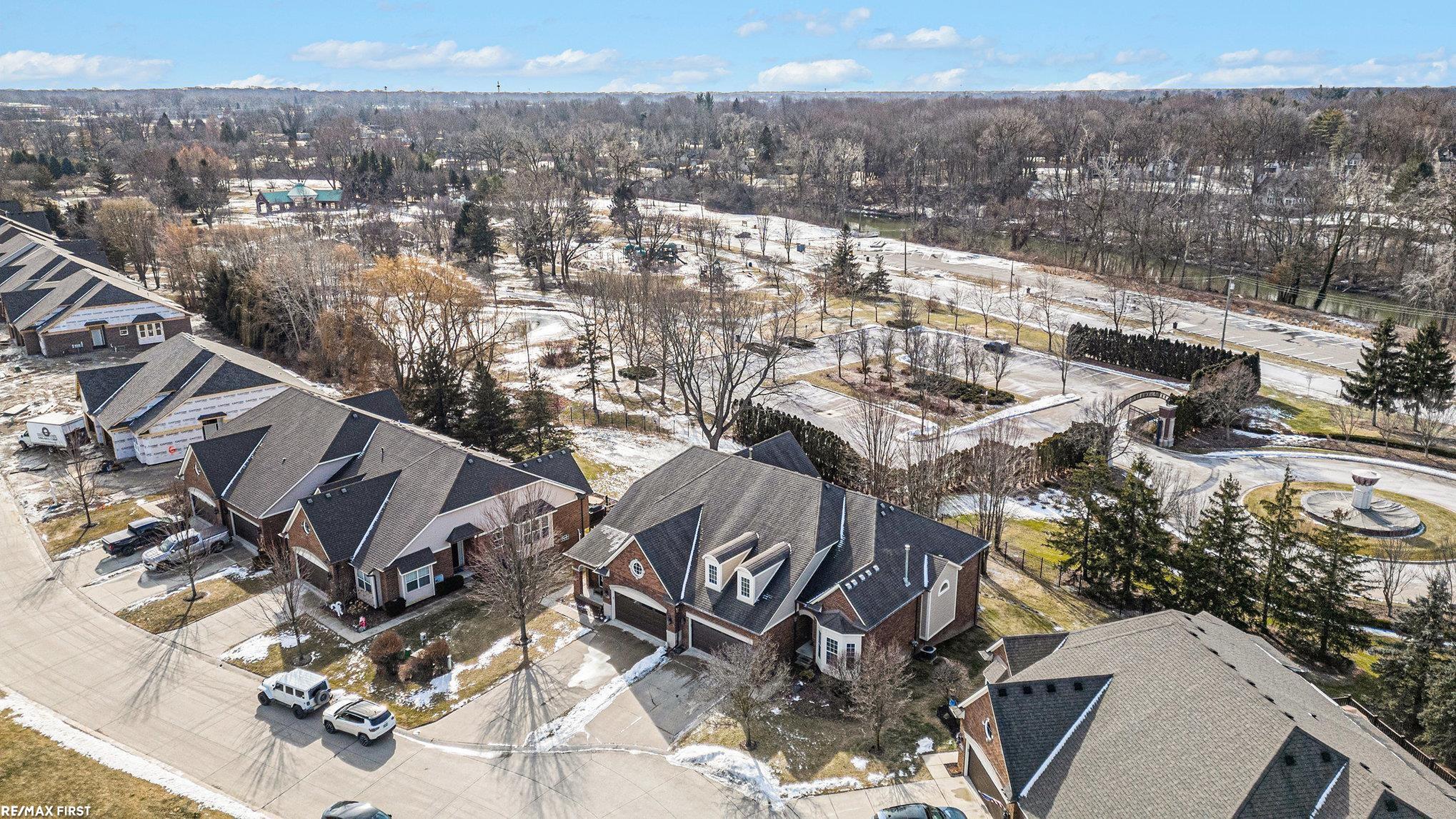 21114 Lilac Lane, Clinton Township, MI, 48036-5012