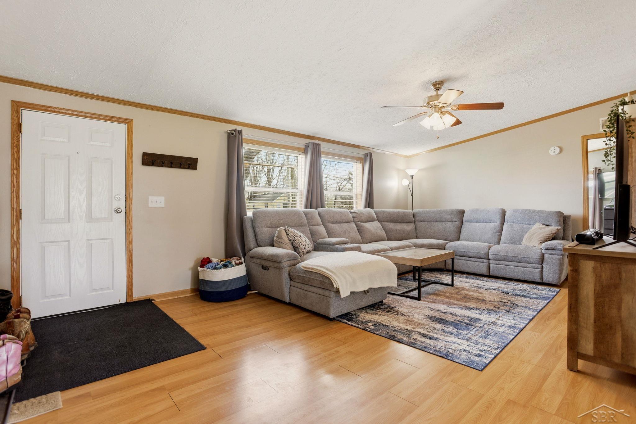 130 S Miller Road, Saginaw, MI, 48609