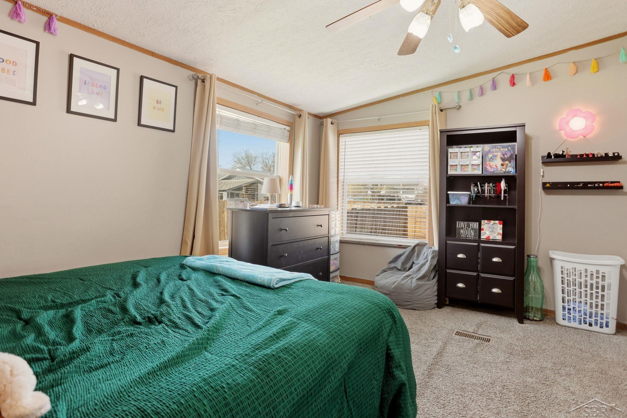 130 S Miller Road, Saginaw, MI, 48609