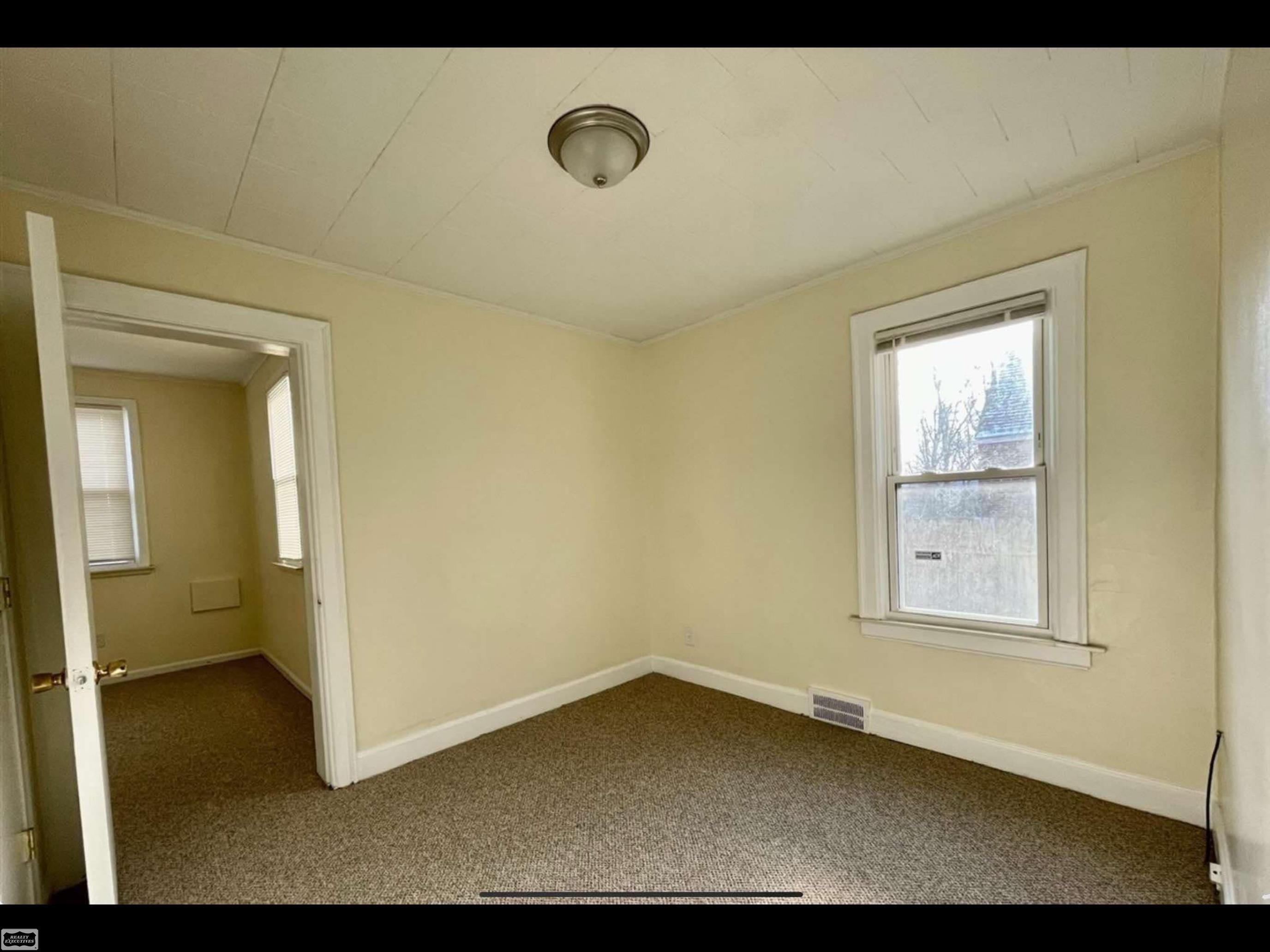 17198 Bradford St Street, Detroit, MI, 48205