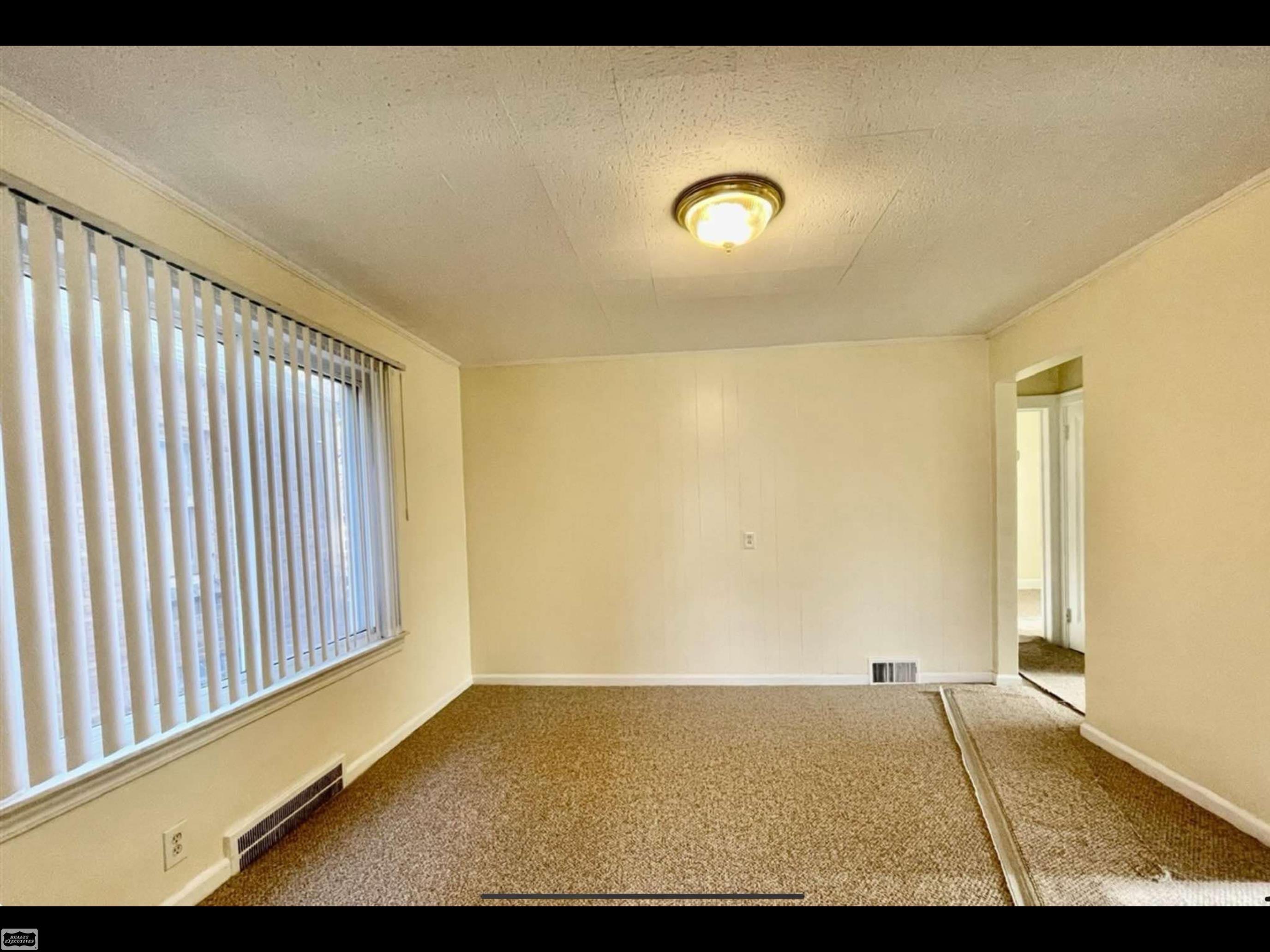 17198 Bradford St Street, Detroit, MI, 48205