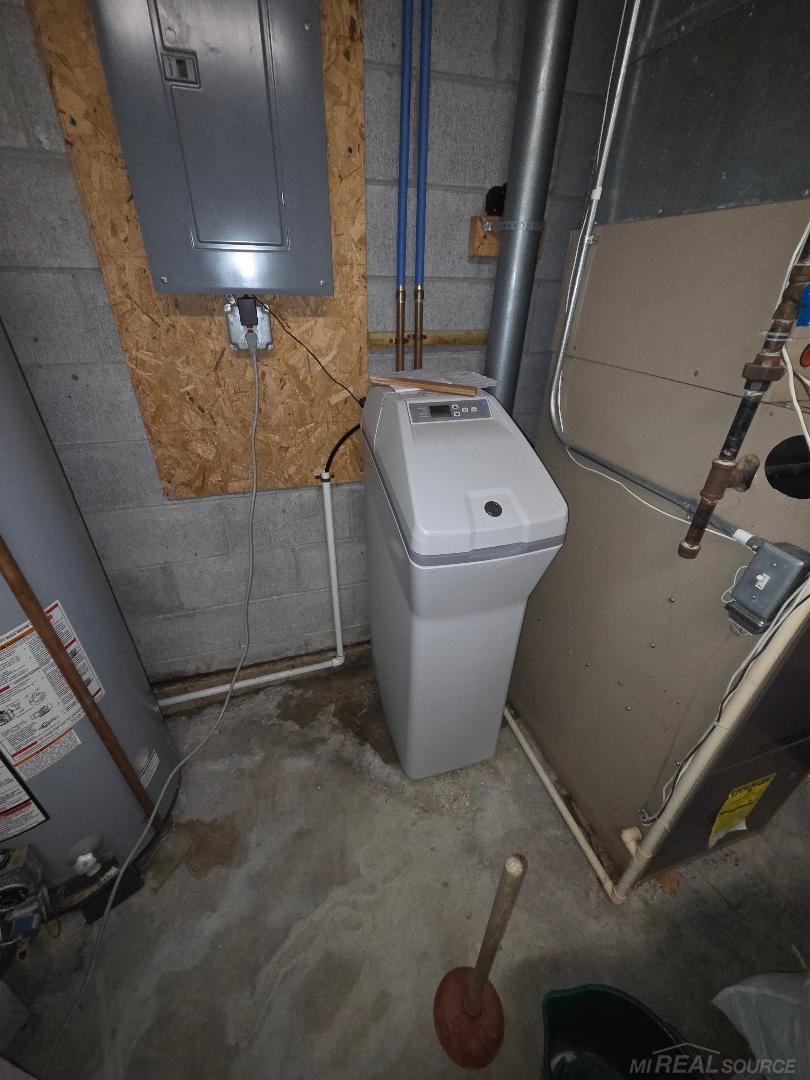 5700 Royal Court, Butman, MI, 48624