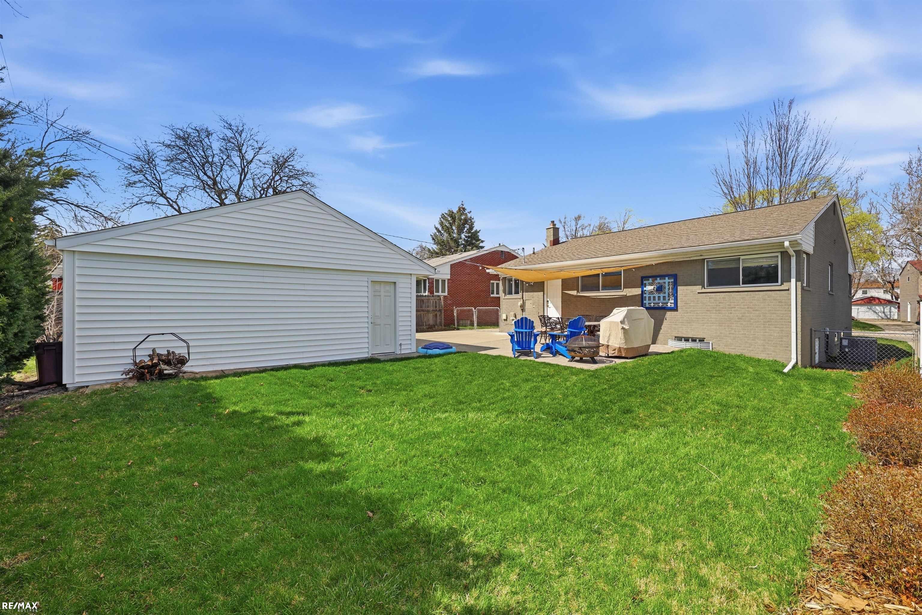 801 W Baker Avenue, Clawson, MI, 48017