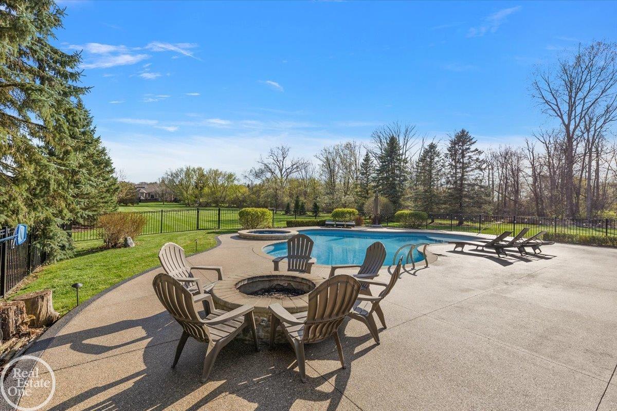 11484 Bayberry Drive UNIT&nbsp;UNIT&nbsp;#3, Bruce, MI, 48065-3743