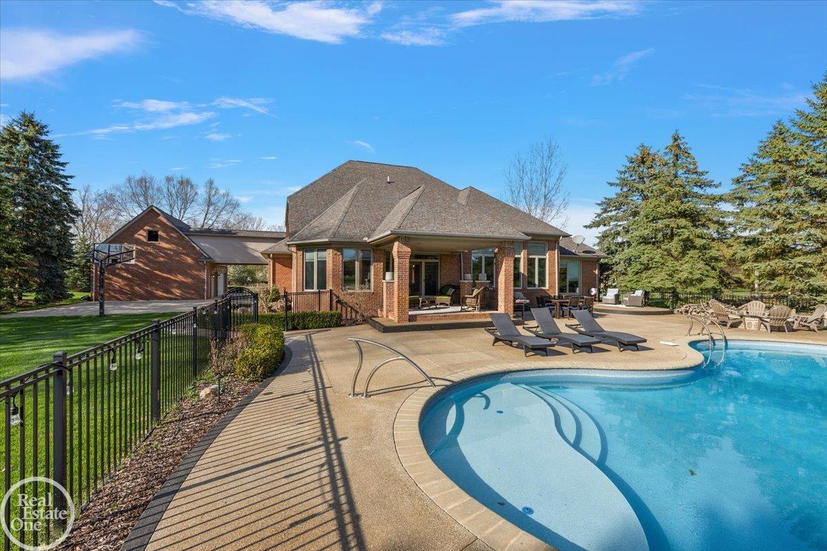 11484 Bayberry Drive UNIT&nbsp;UNIT&nbsp;#3, Bruce, MI, 48065-3743