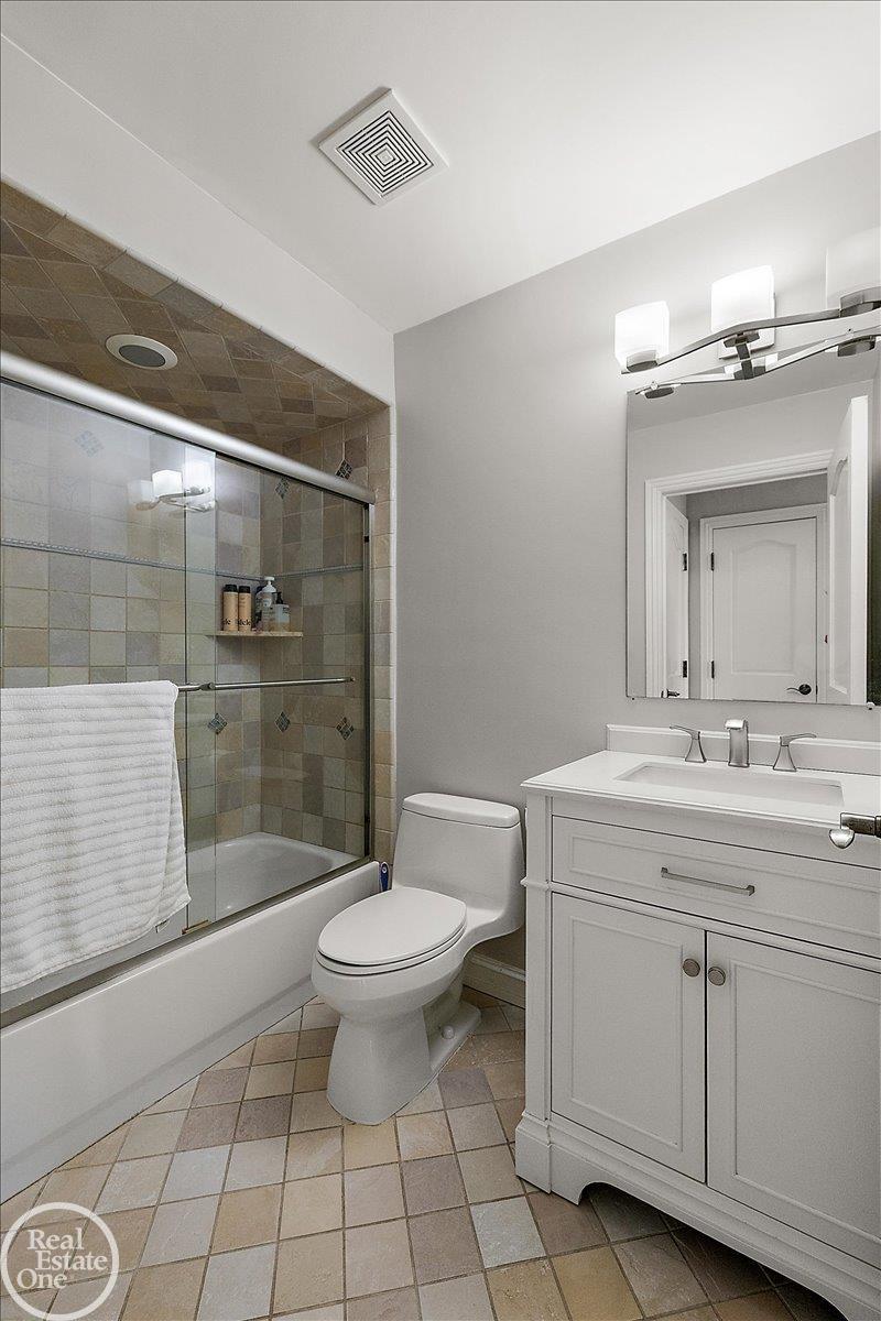 11484 Bayberry Drive UNIT&nbsp;UNIT&nbsp;#3, Bruce, MI, 48065-3743