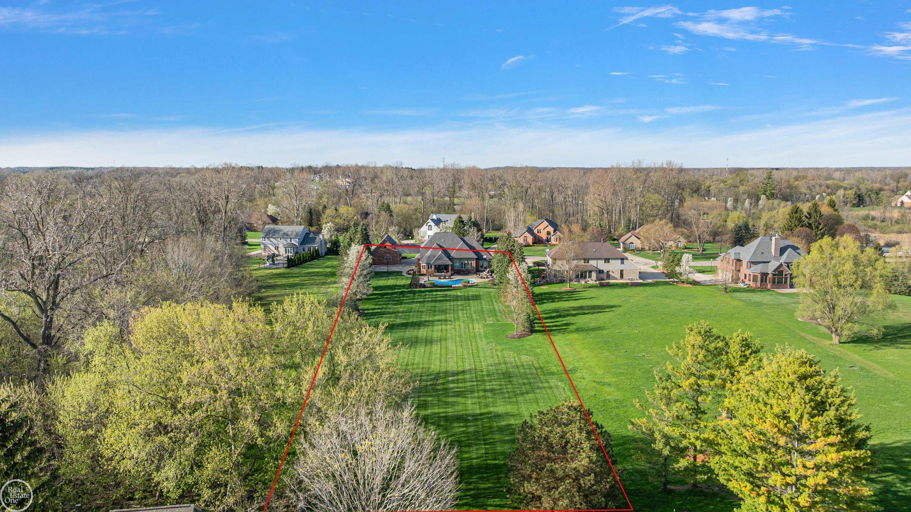 11484 Bayberry Drive UNIT&nbsp;UNIT&nbsp;#3, Bruce, MI, 48065-3743