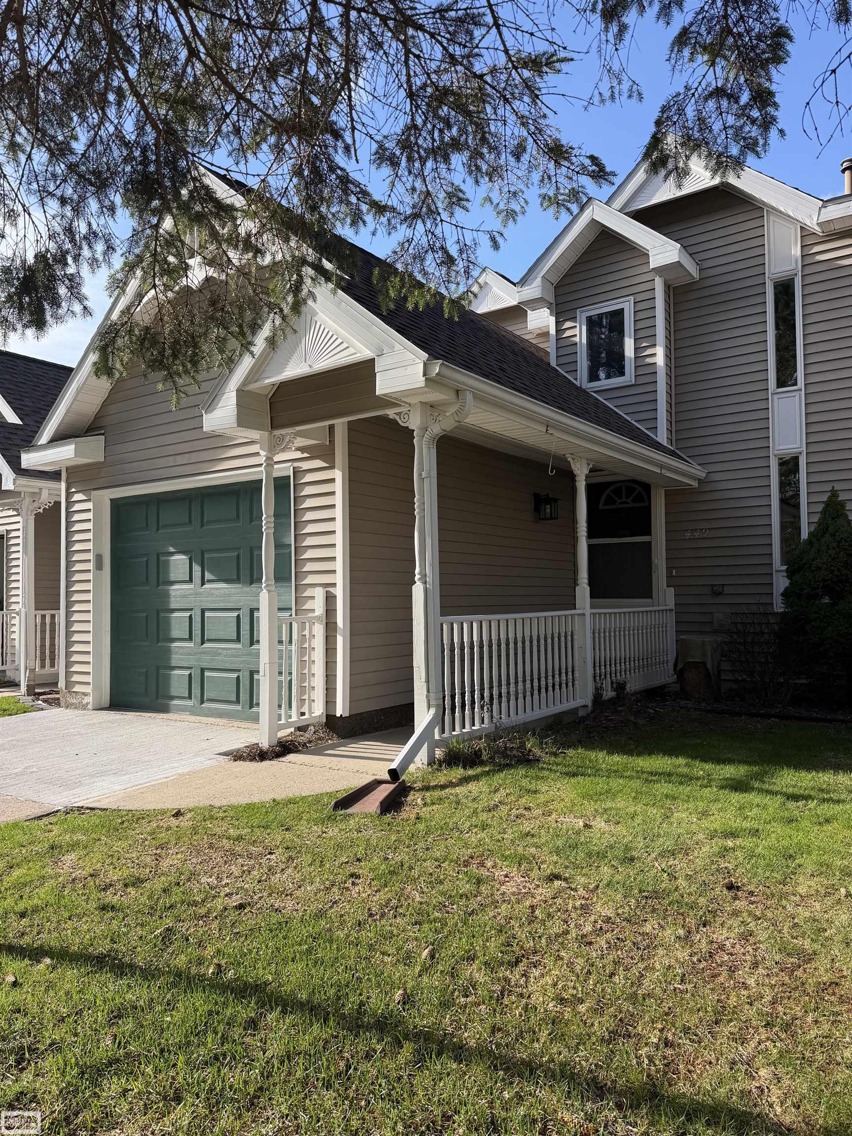 Wyandotte, MI, 48192 3304