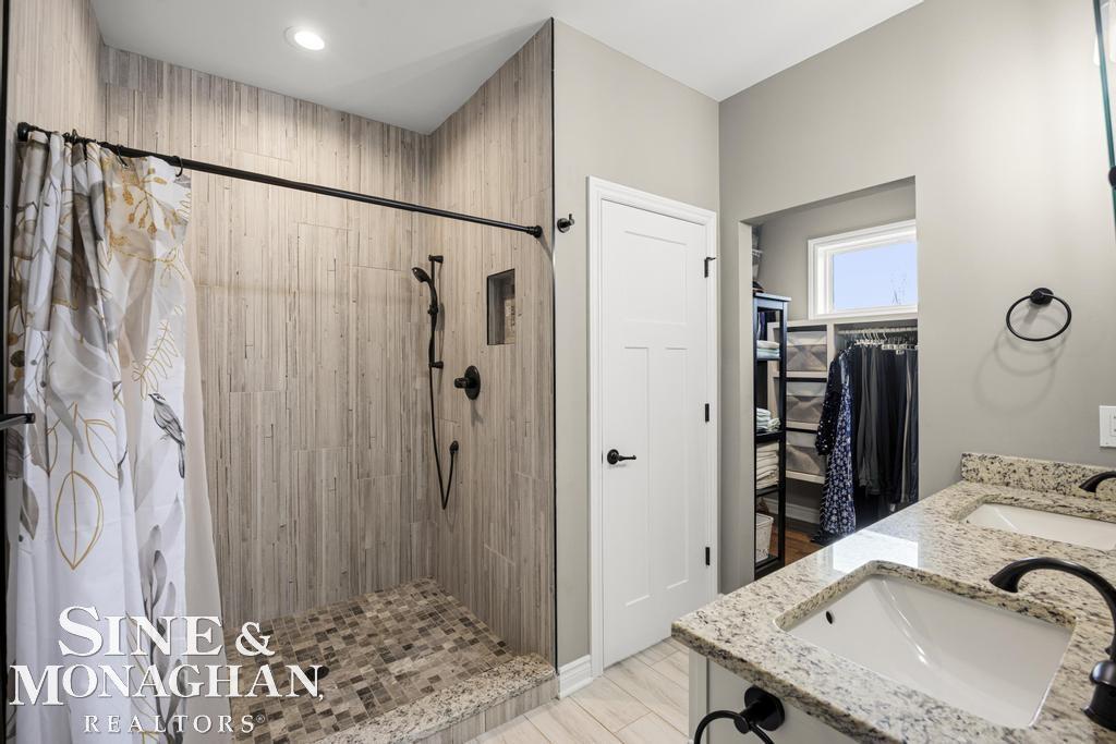 2285 White Hawk Trl Road, Howell, MI, 48843