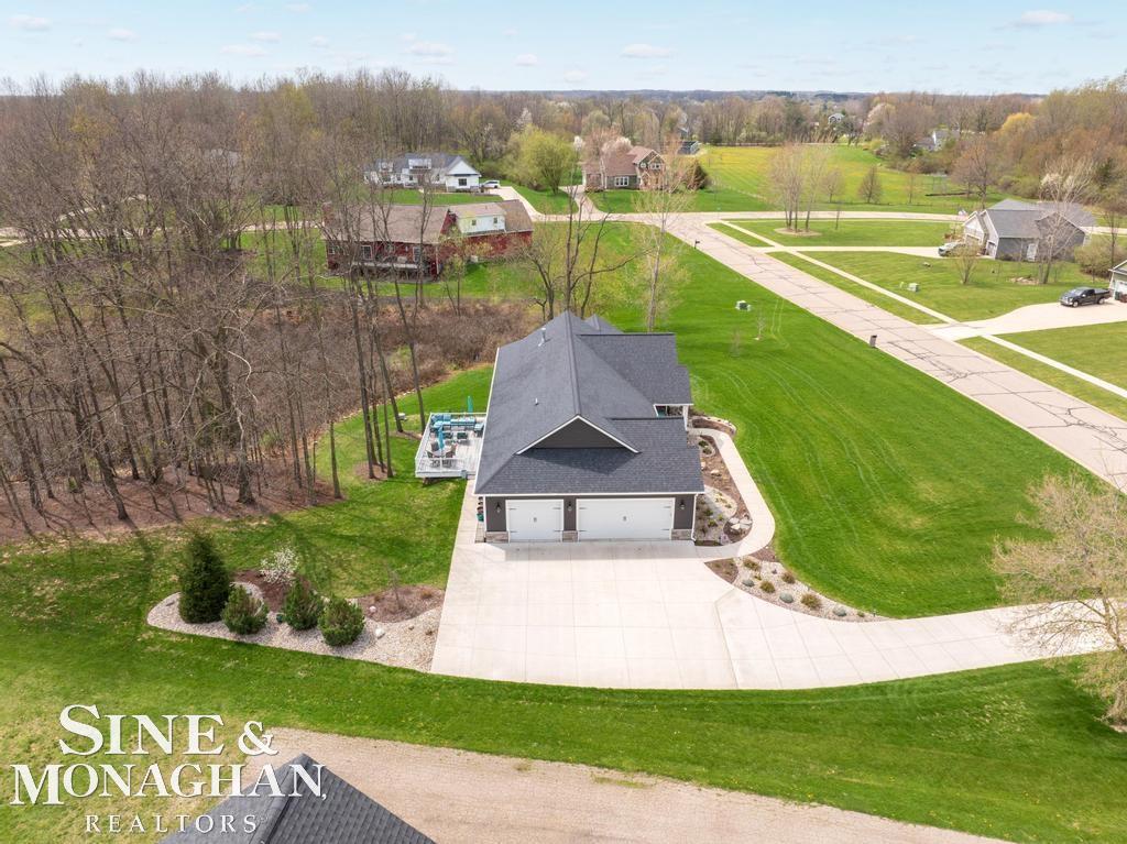 2285 White Hawk Trl Road, Howell, MI, 48843