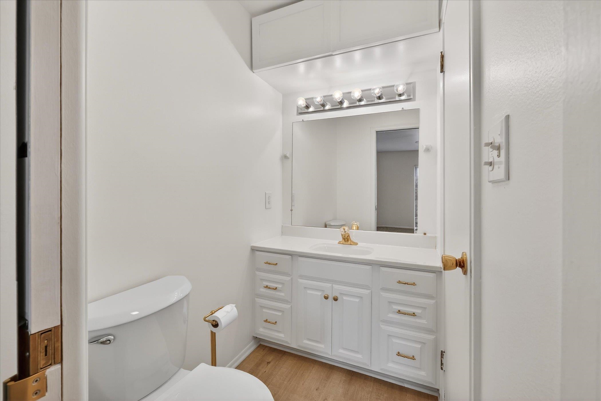 35132 N Bay Circle UNIT&nbsp;16, Harrison Twp, MI, 48045