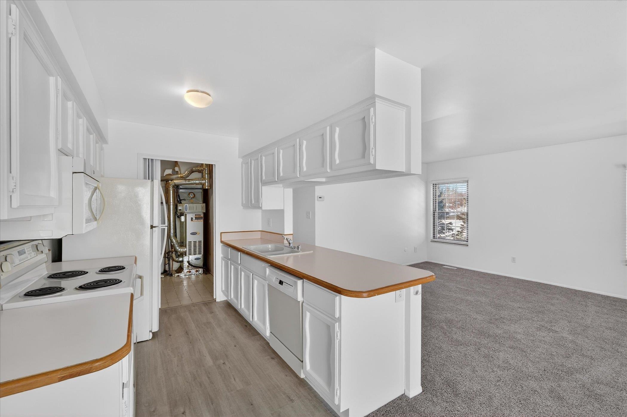 35132 N Bay Circle UNIT&nbsp;16, Harrison Twp, MI, 48045