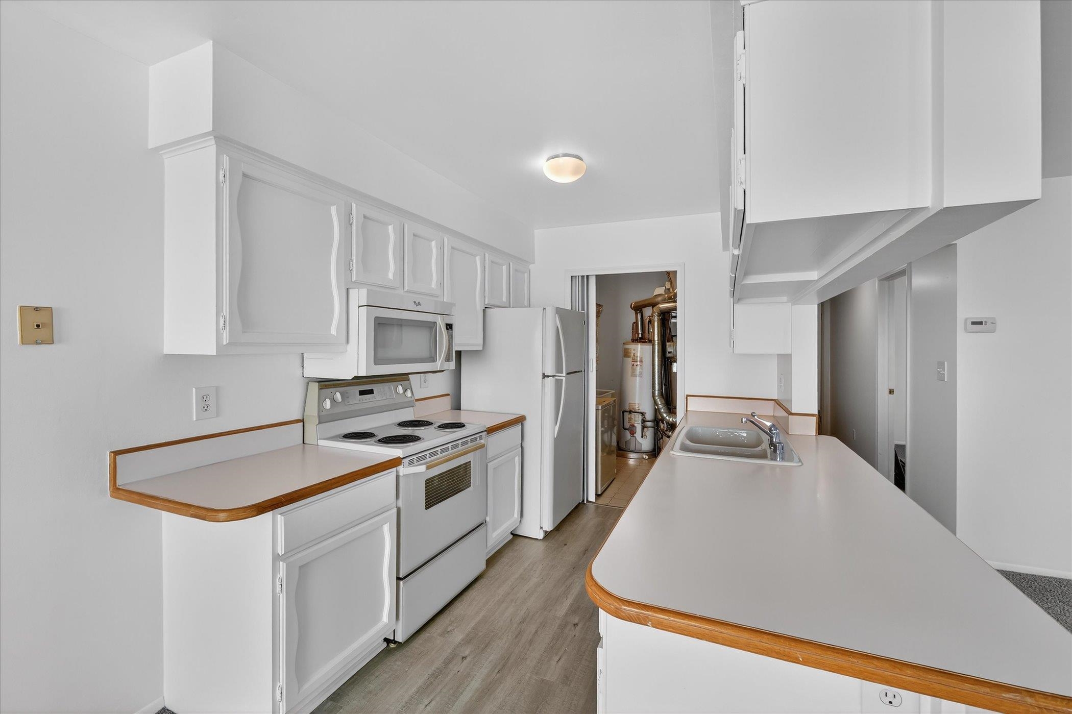 35132 N Bay Circle UNIT&nbsp;16, Harrison Twp, MI, 48045