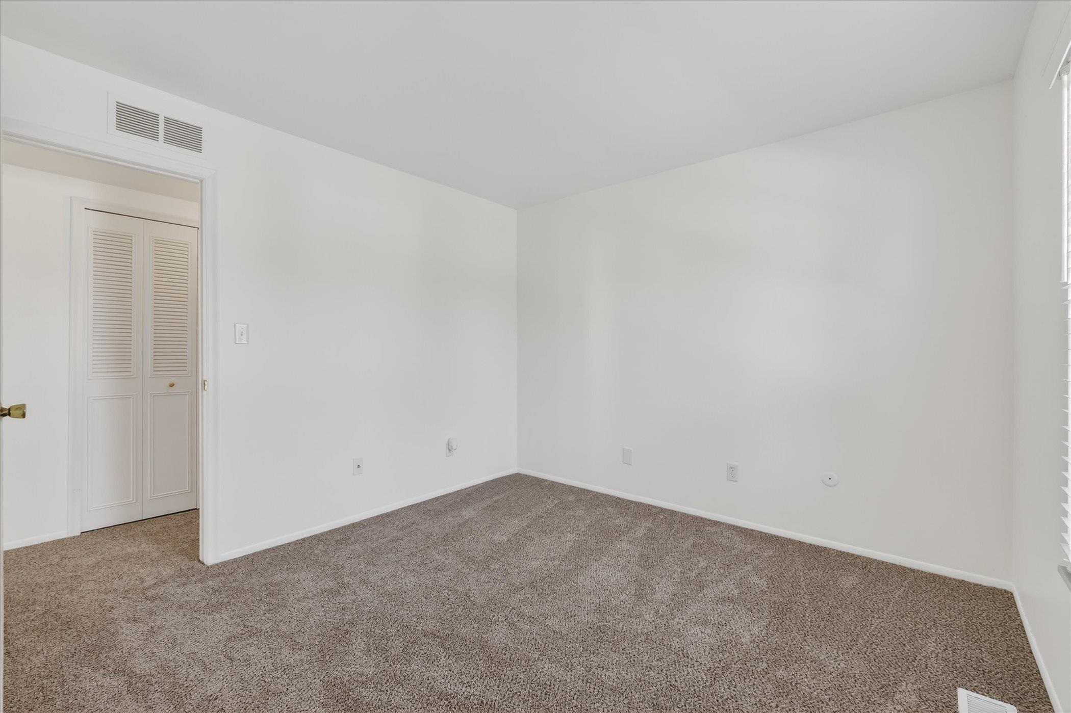 35132 N Bay Circle UNIT&nbsp;16, Harrison Twp, MI, 48045