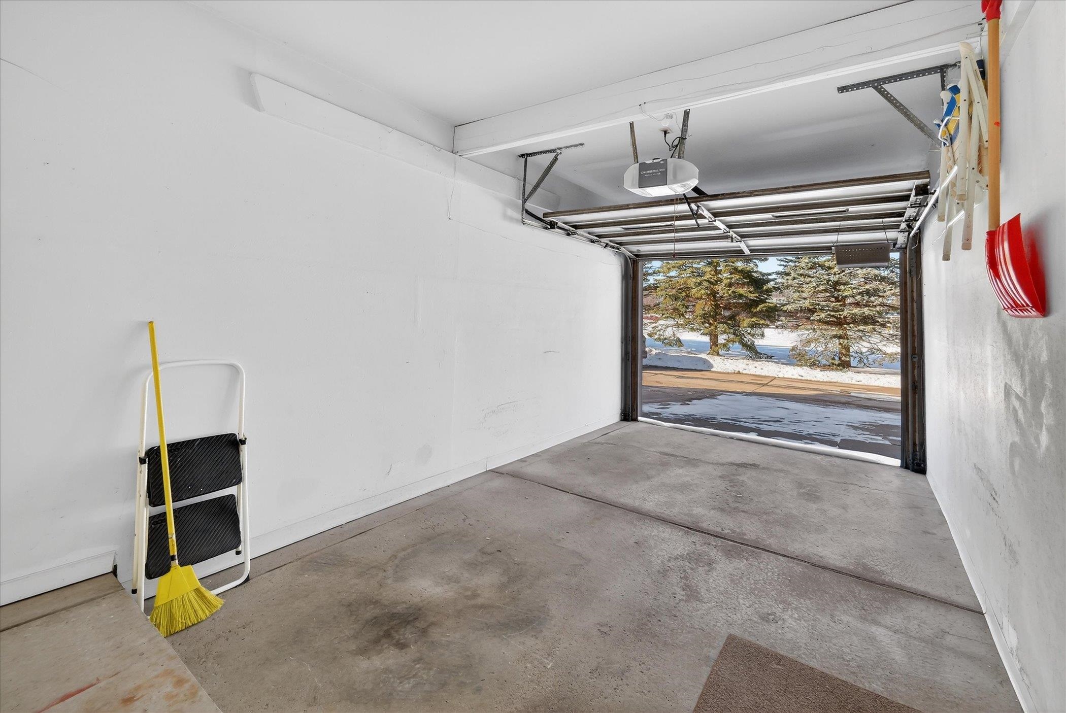 35132 N Bay Circle UNIT&nbsp;16, Harrison Twp, MI, 48045