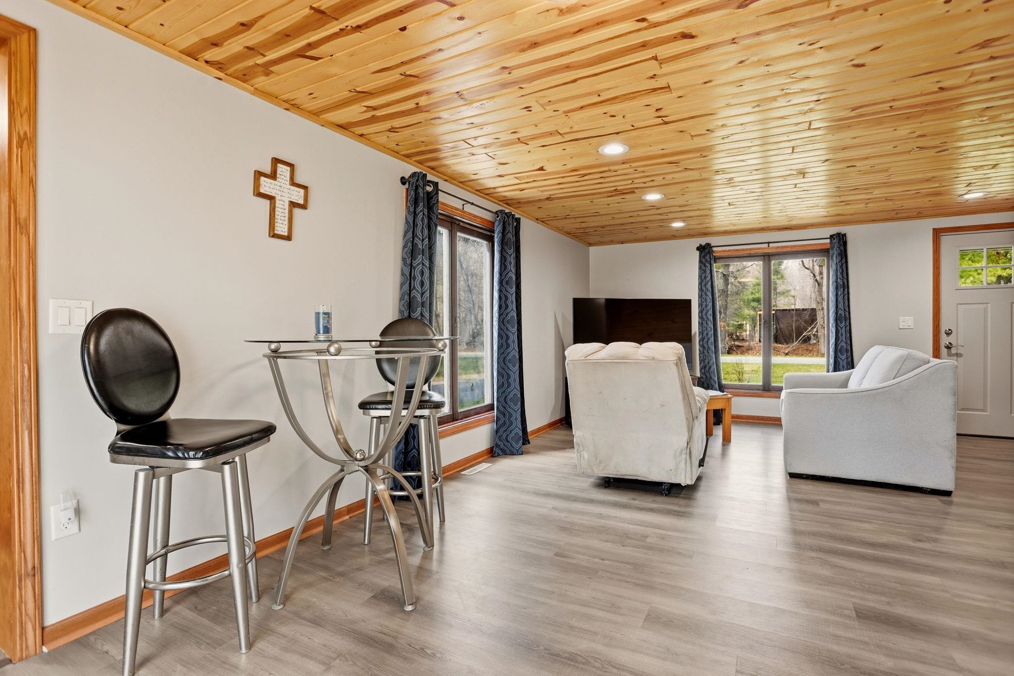 249 W Miller Road, Midland, MI, 48640