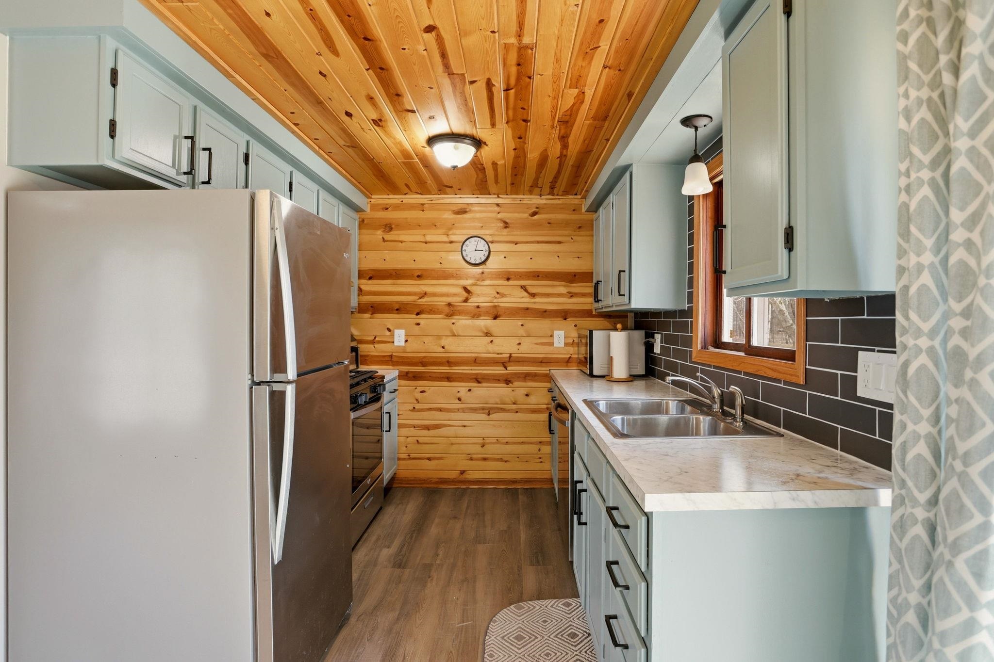 249 W Miller Road, Midland, MI, 48640