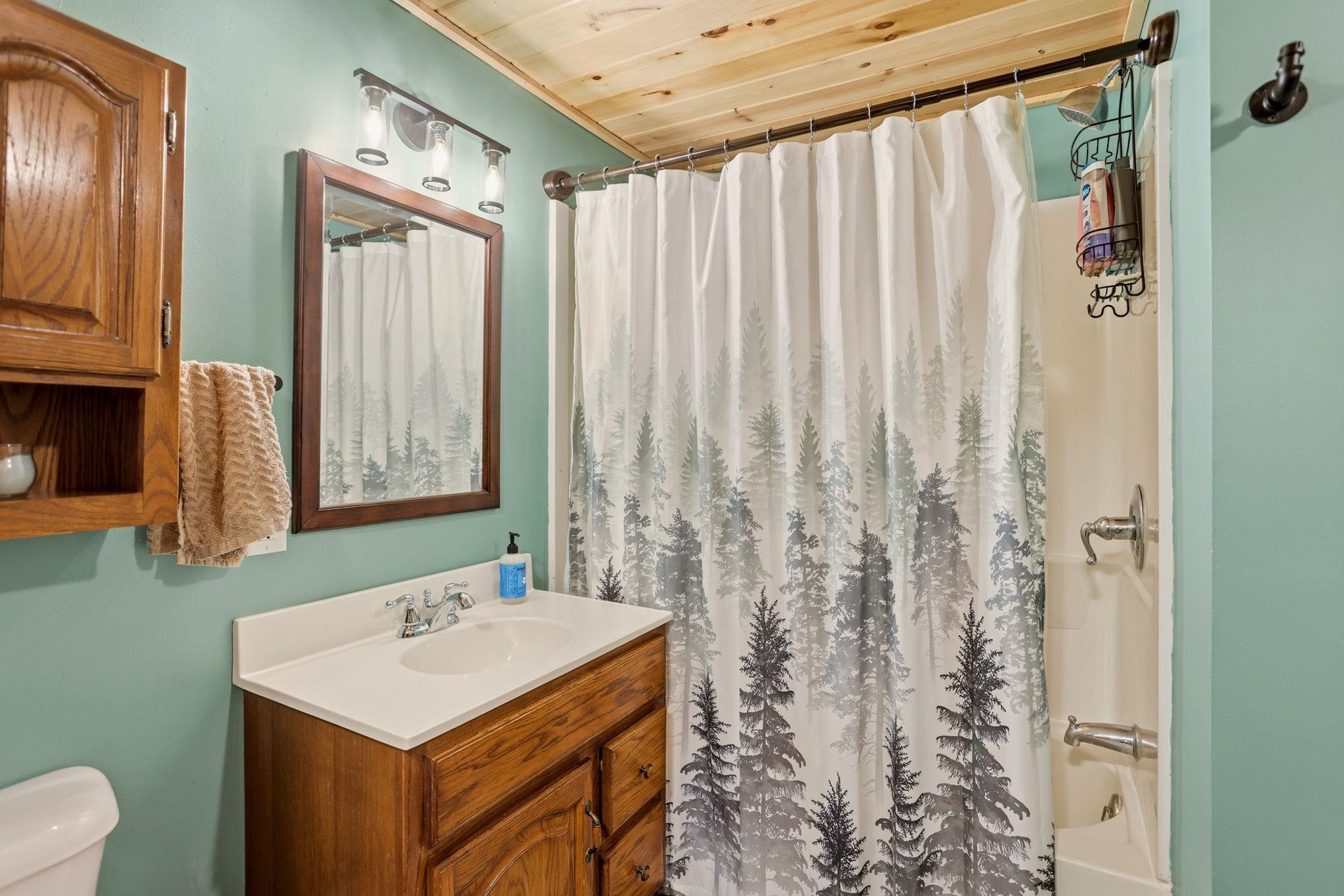 249 W Miller Road, Midland, MI, 48640