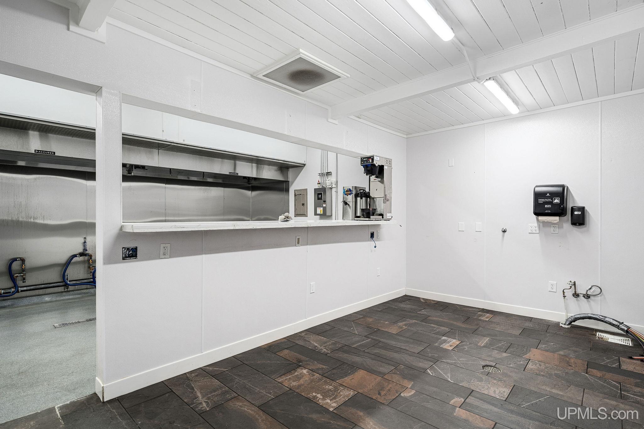 MLS 50205112 Large photo number 28 