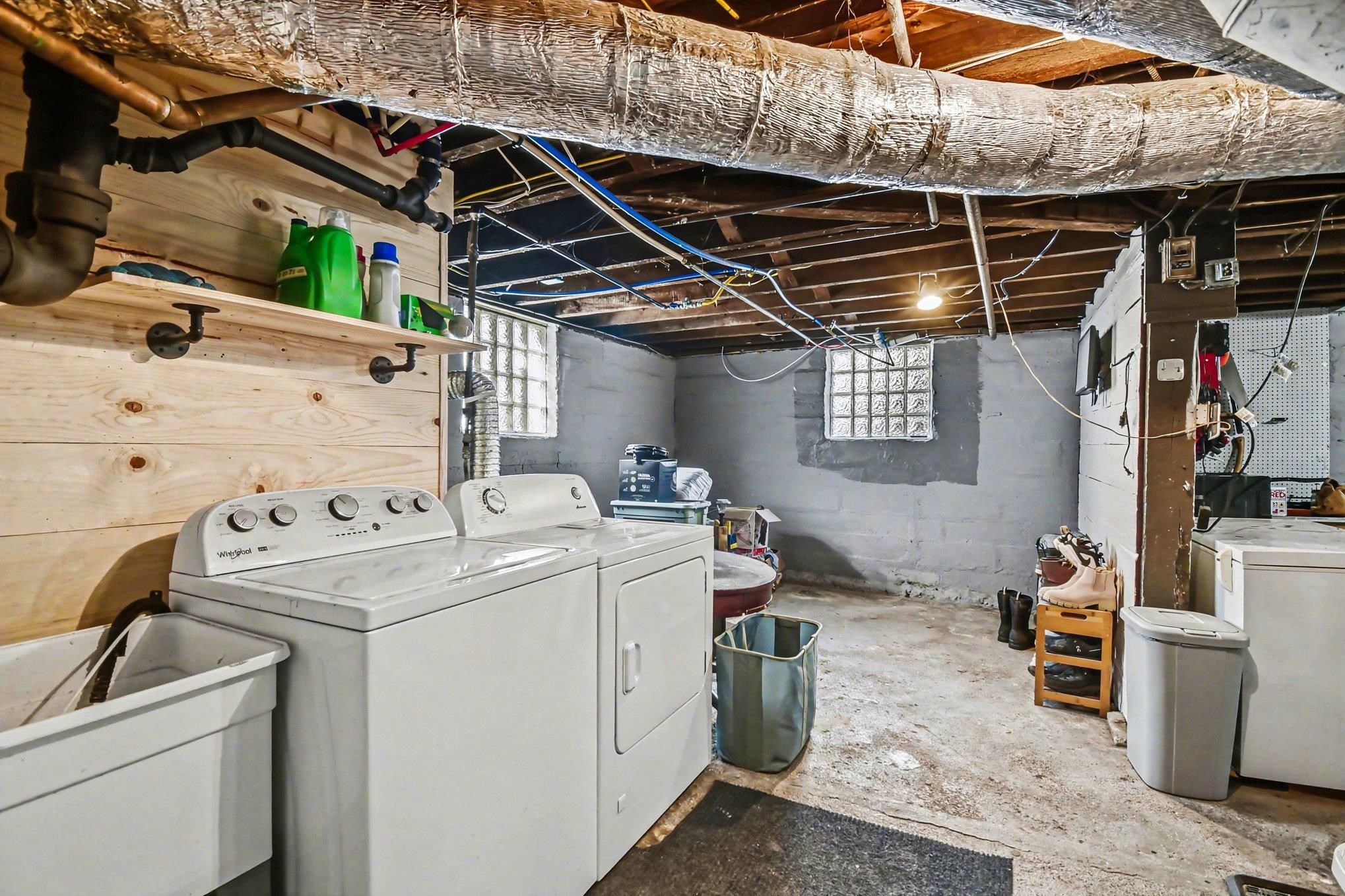 319 N Johnson Street, Bay City, MI, 48708